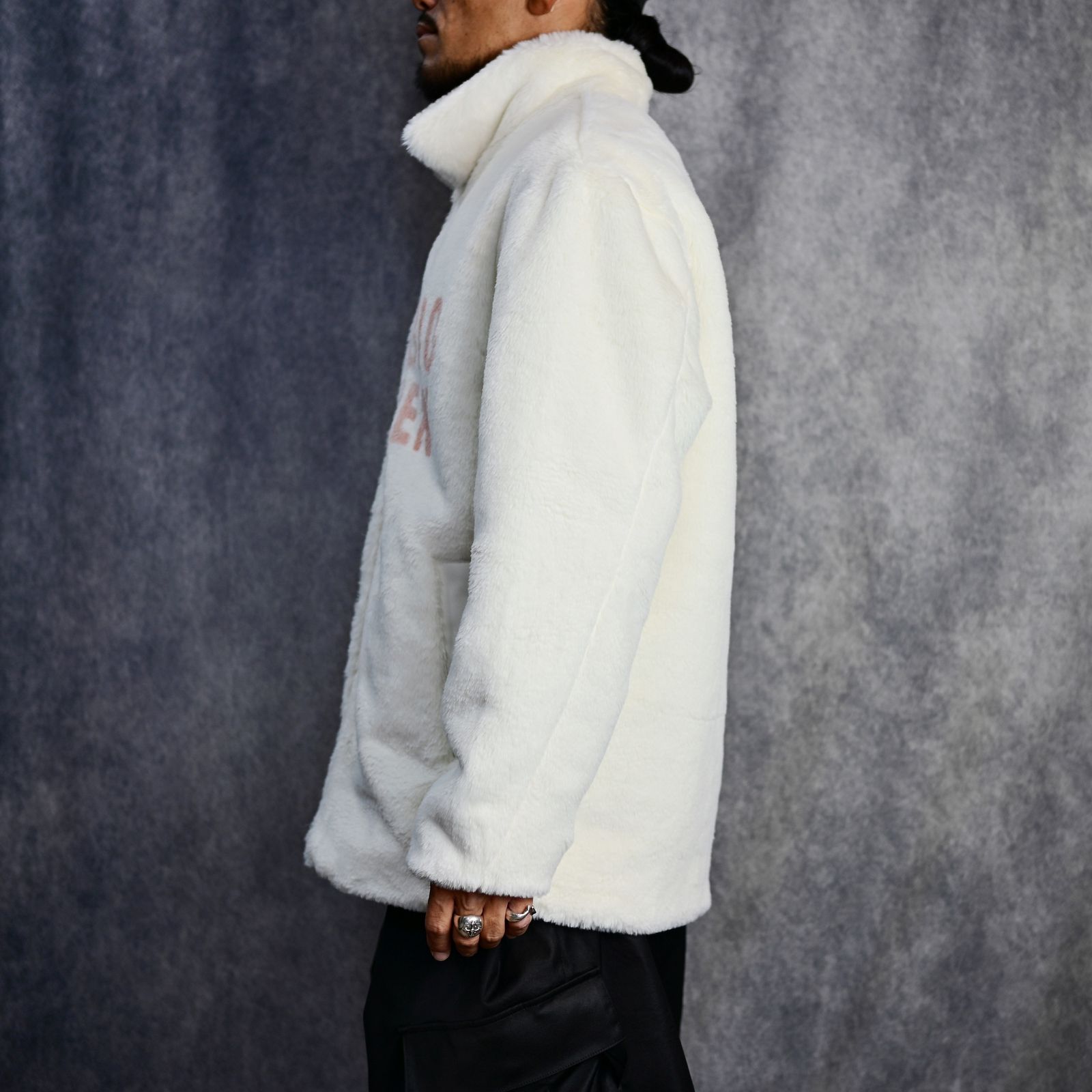 Fake Fur Middle Jacket （WHITE） / フェイクファー ジャケット ブルゾン （ホワイト）