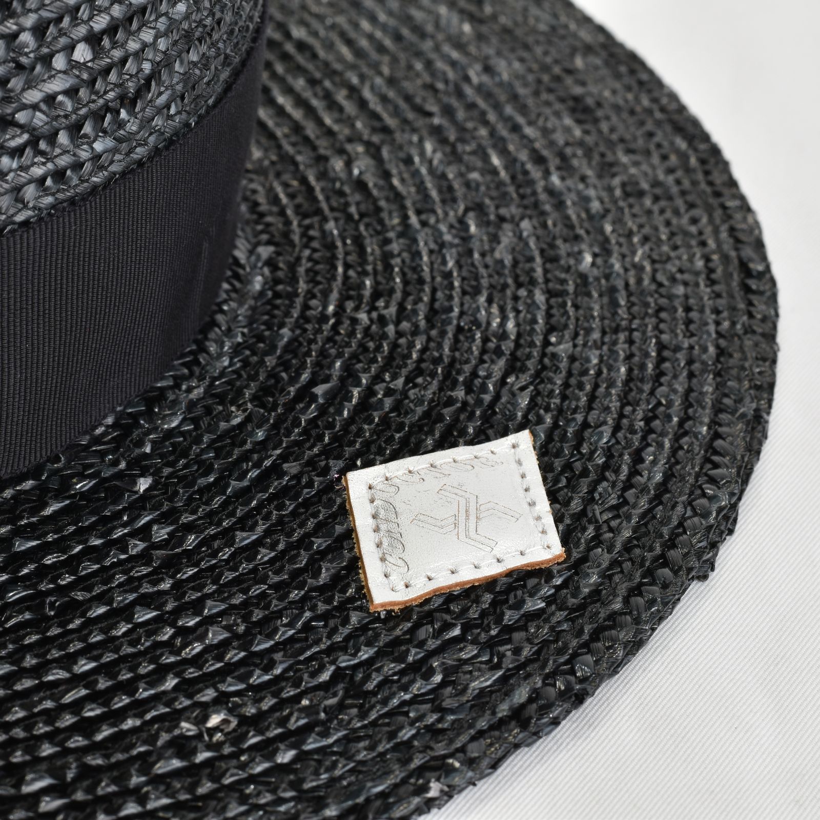 LONG BLIM SKULL STUDDED BOATER HAT (BK) / ロングブリム スカル スタッズ ボーターハット