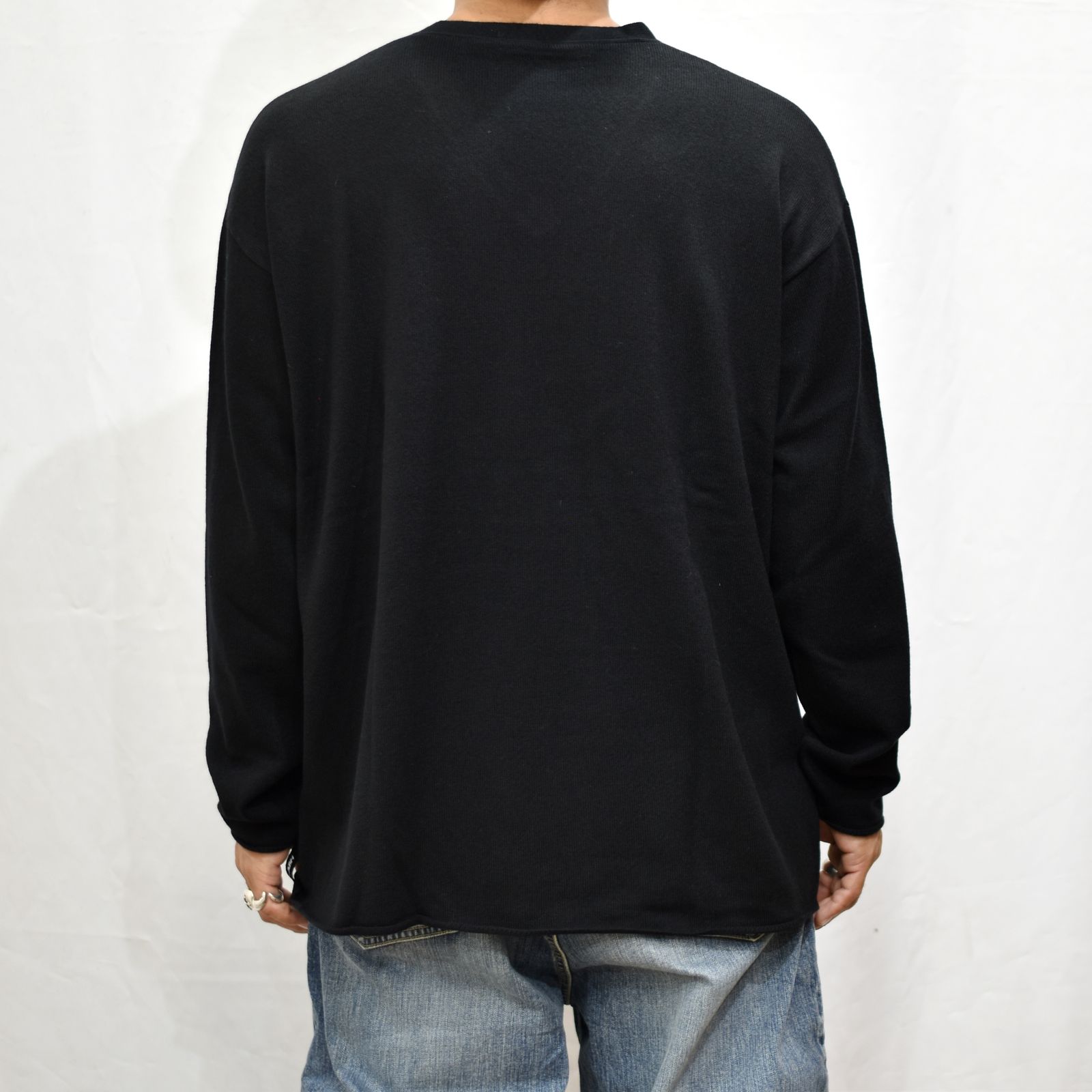 ウールカシミアニット Vネック （BLACK）