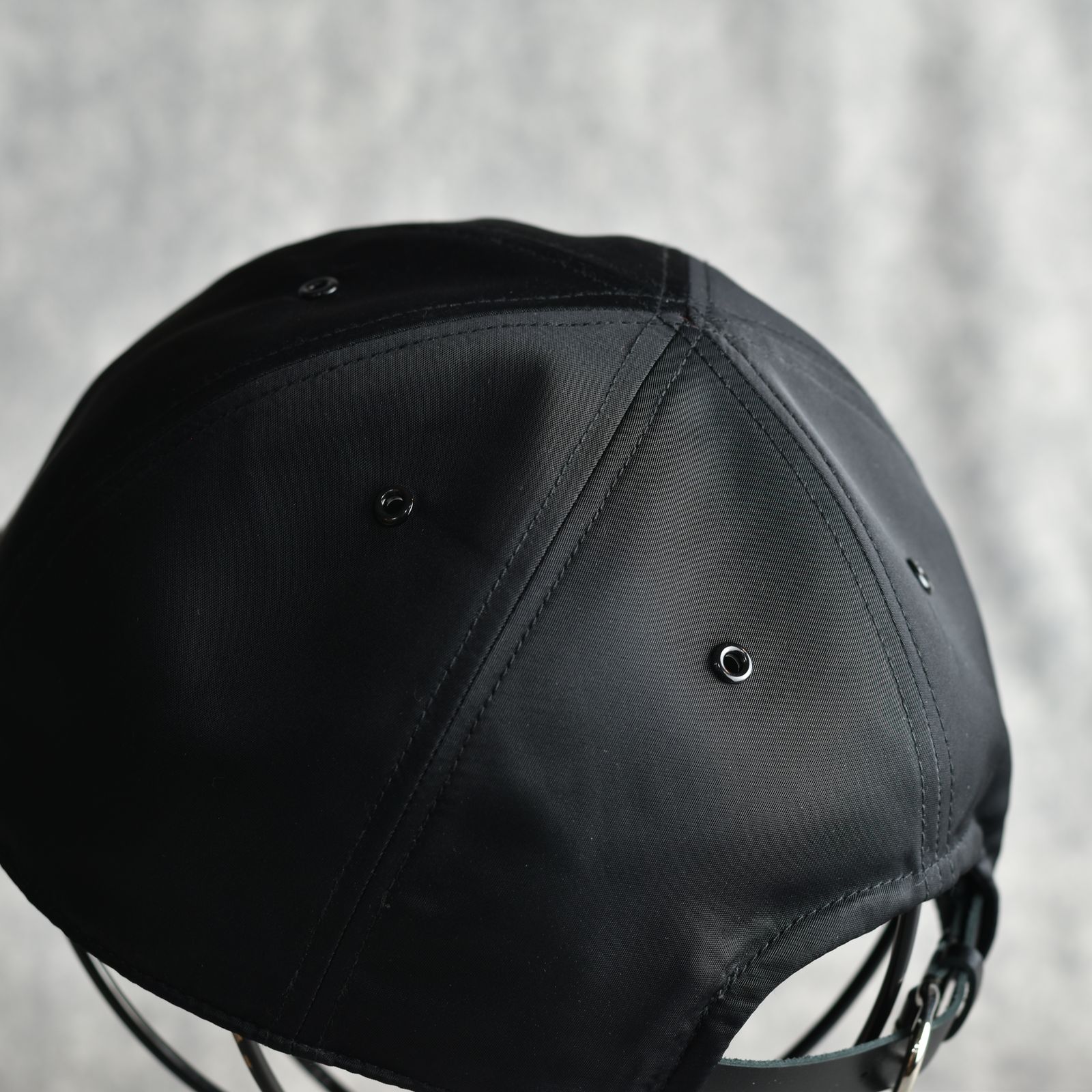 Nylon Twill Curved Visor Cap "MALBEC" (BLACK) / ナイロン キャップ