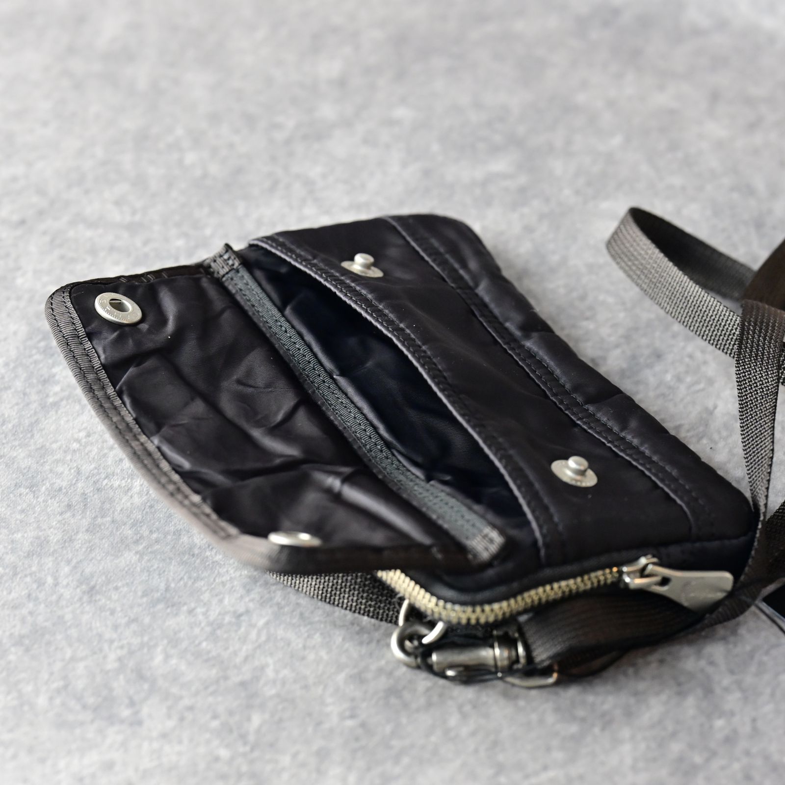 SUPER NYLON WALLET POUCH (BLACK) | スーパーナイロン ポーチ （ブラック）