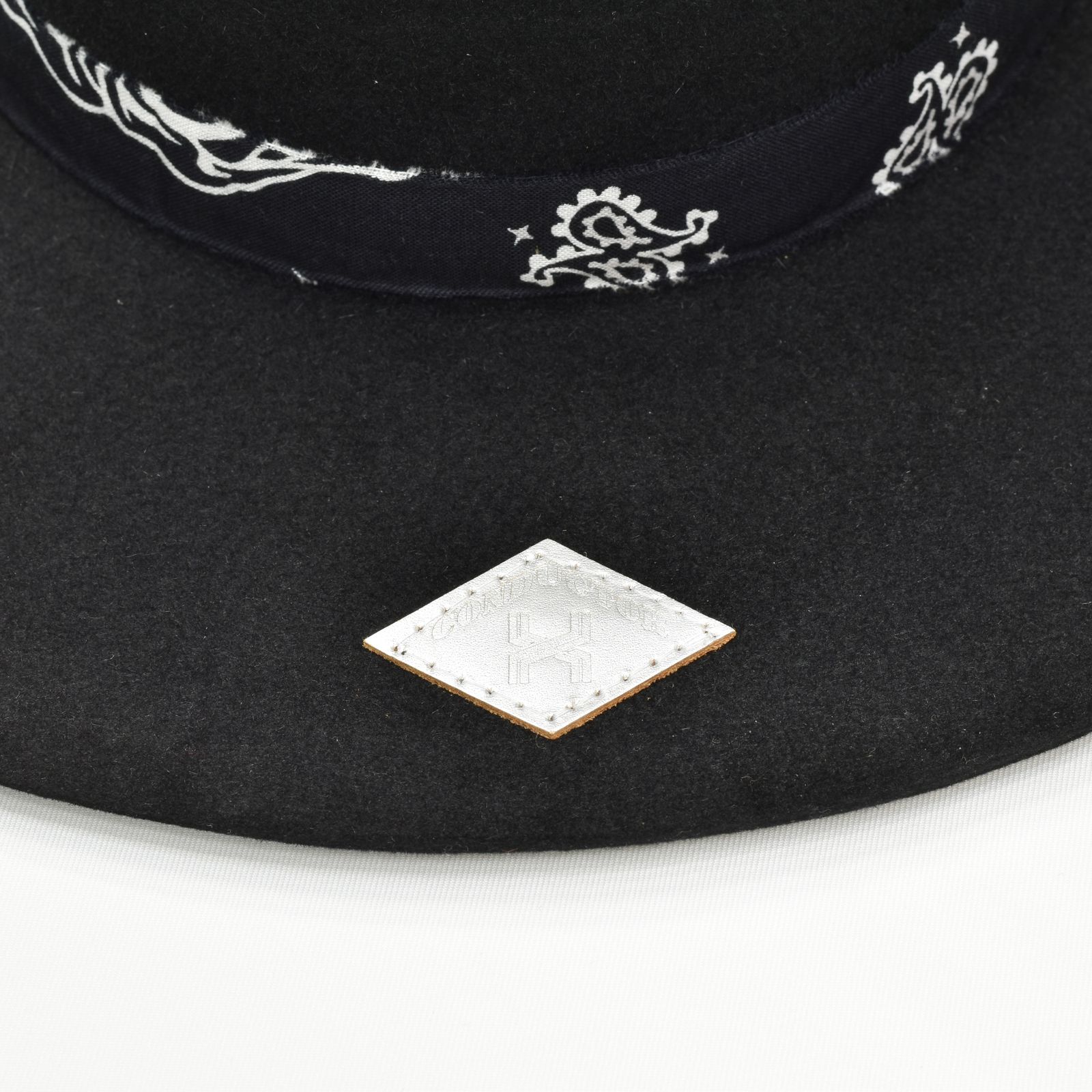 el conductorH - LONG BLIM HAT (BK) | chord online store