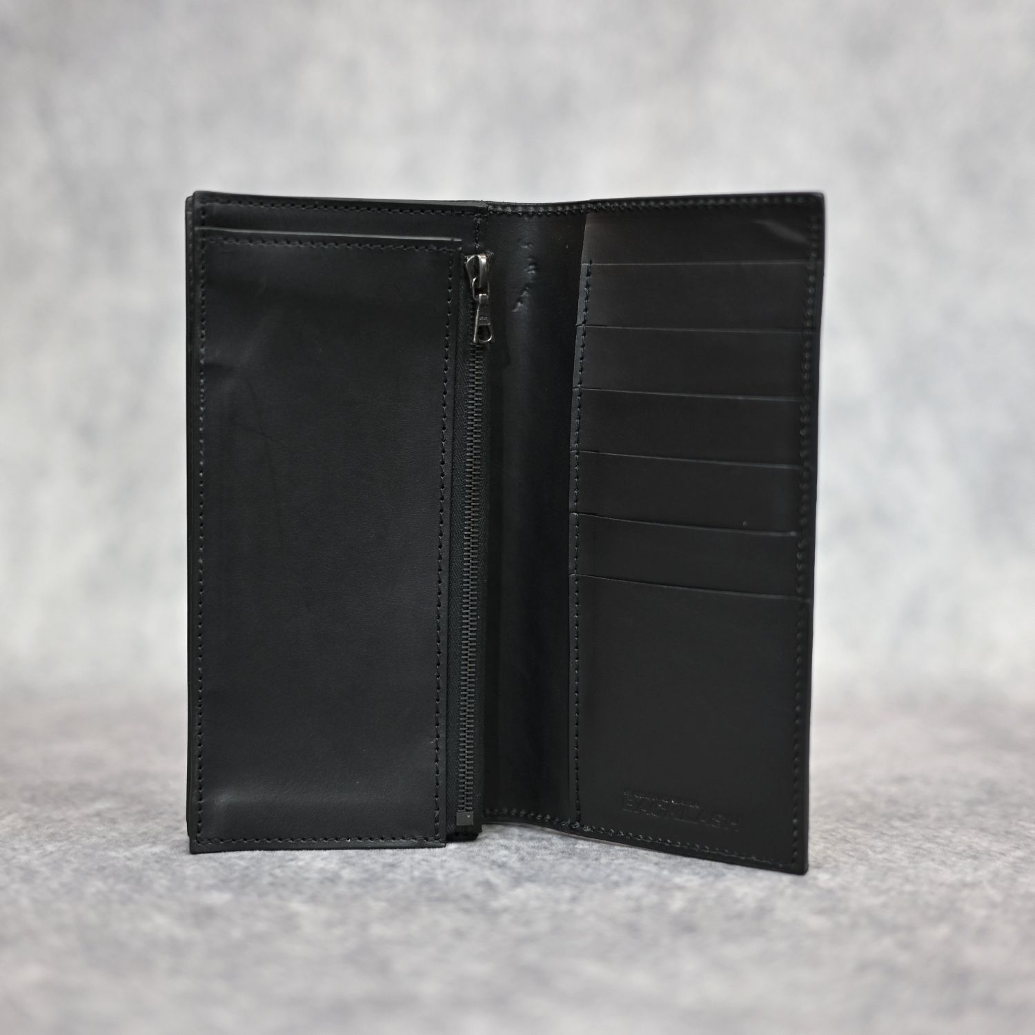 MARYAM ホースバットヒートシュリンク 二つ折り長財布 (BLACK / ブラック) / 891-04