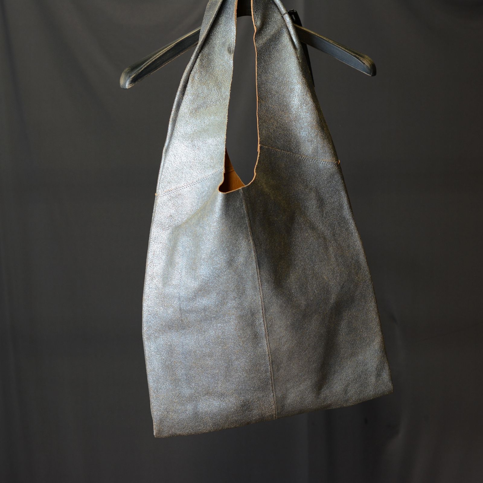 GUIDI ホースクラップ 限定トート （シルバー）