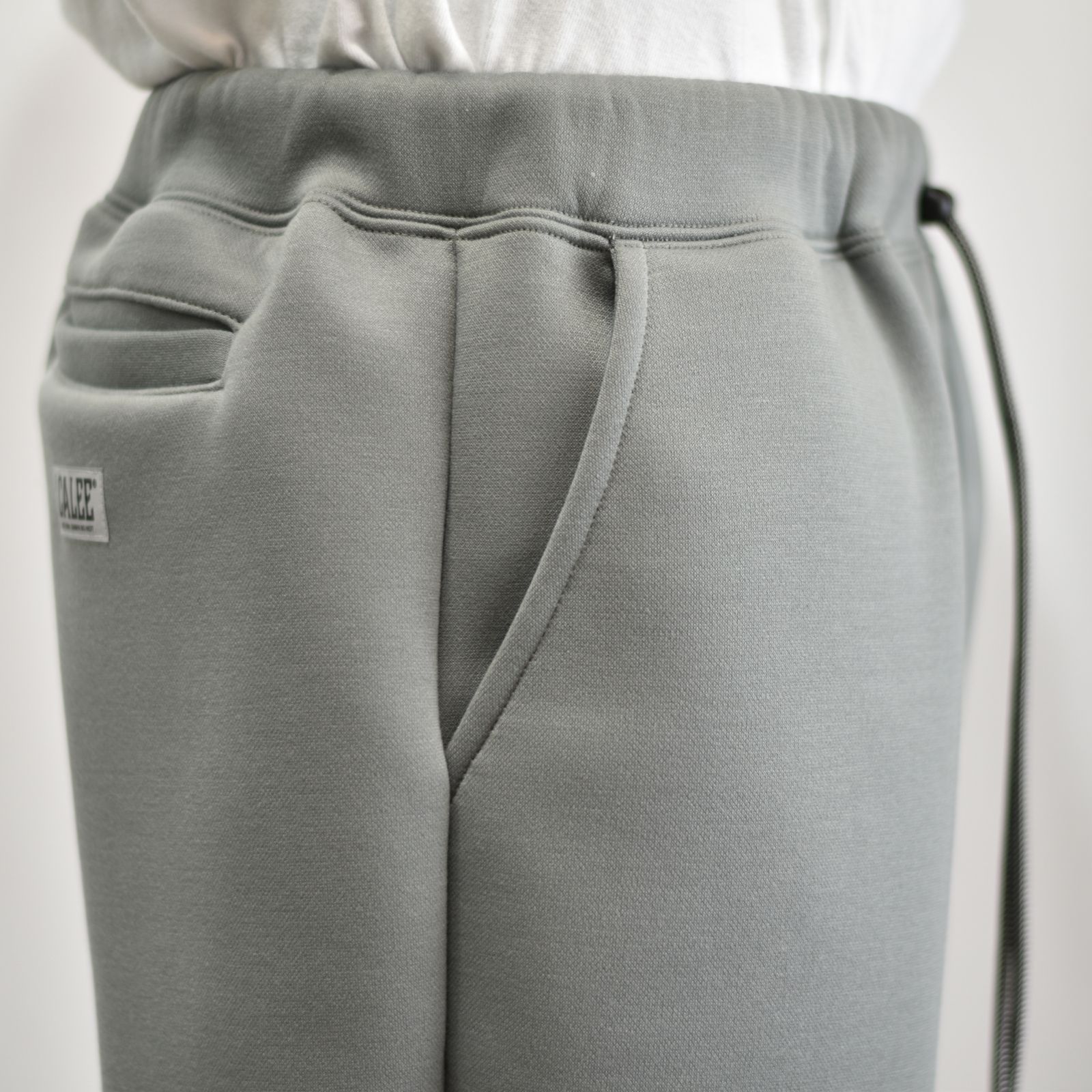 MULTI WAY DOUBLE KNIT RELAX PANTS (BLUE / GRAY) / ダンボールニット リラックスパンツ