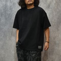CALEE NATIONAL LOGO TEE ＜REGULAR FIT＞ (BLACK)｜レギュラーフィット 半袖Tシャツ｜CL-25EA003EX