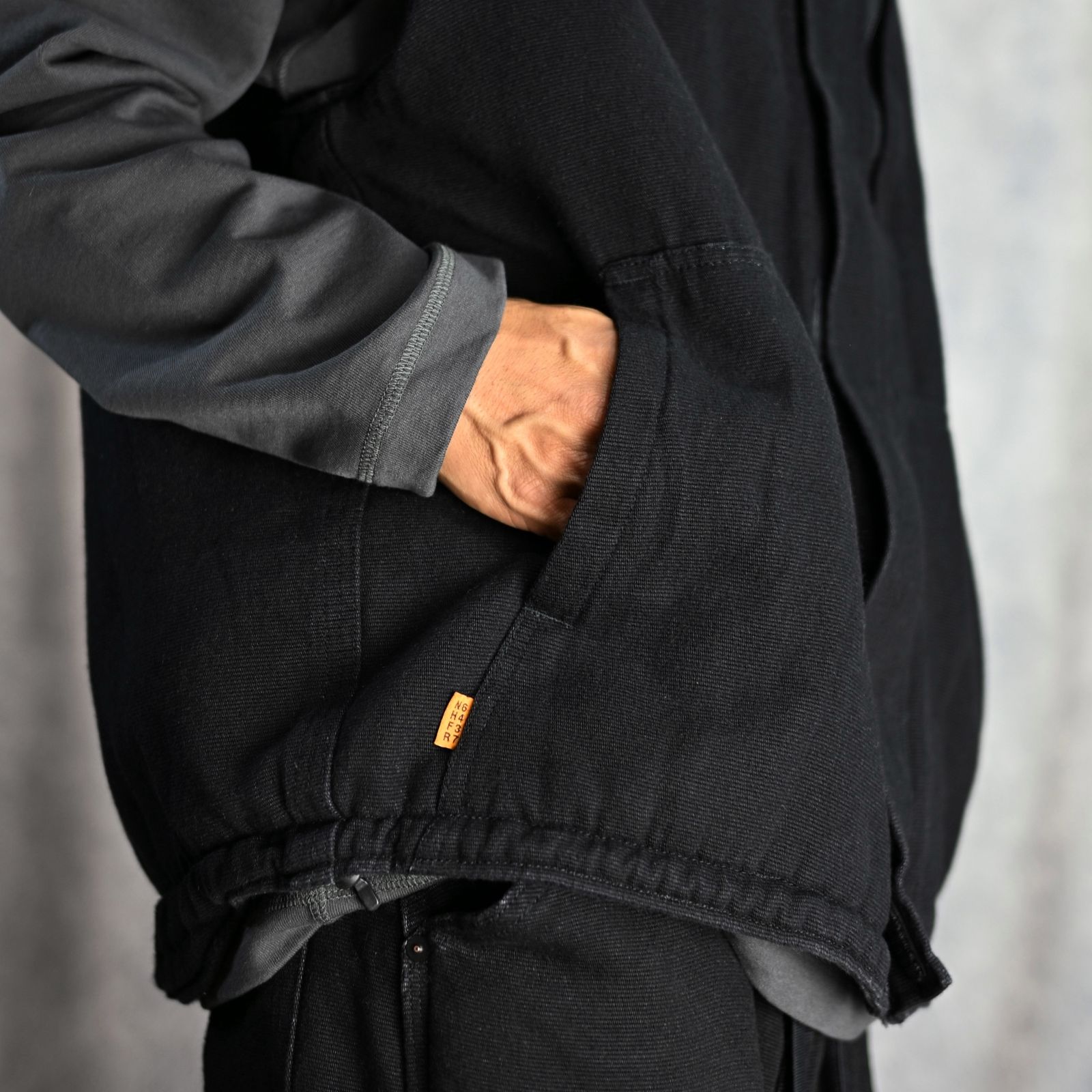 VEST (BLACK) -  ベスト （ブラック） 1242-BL03-001