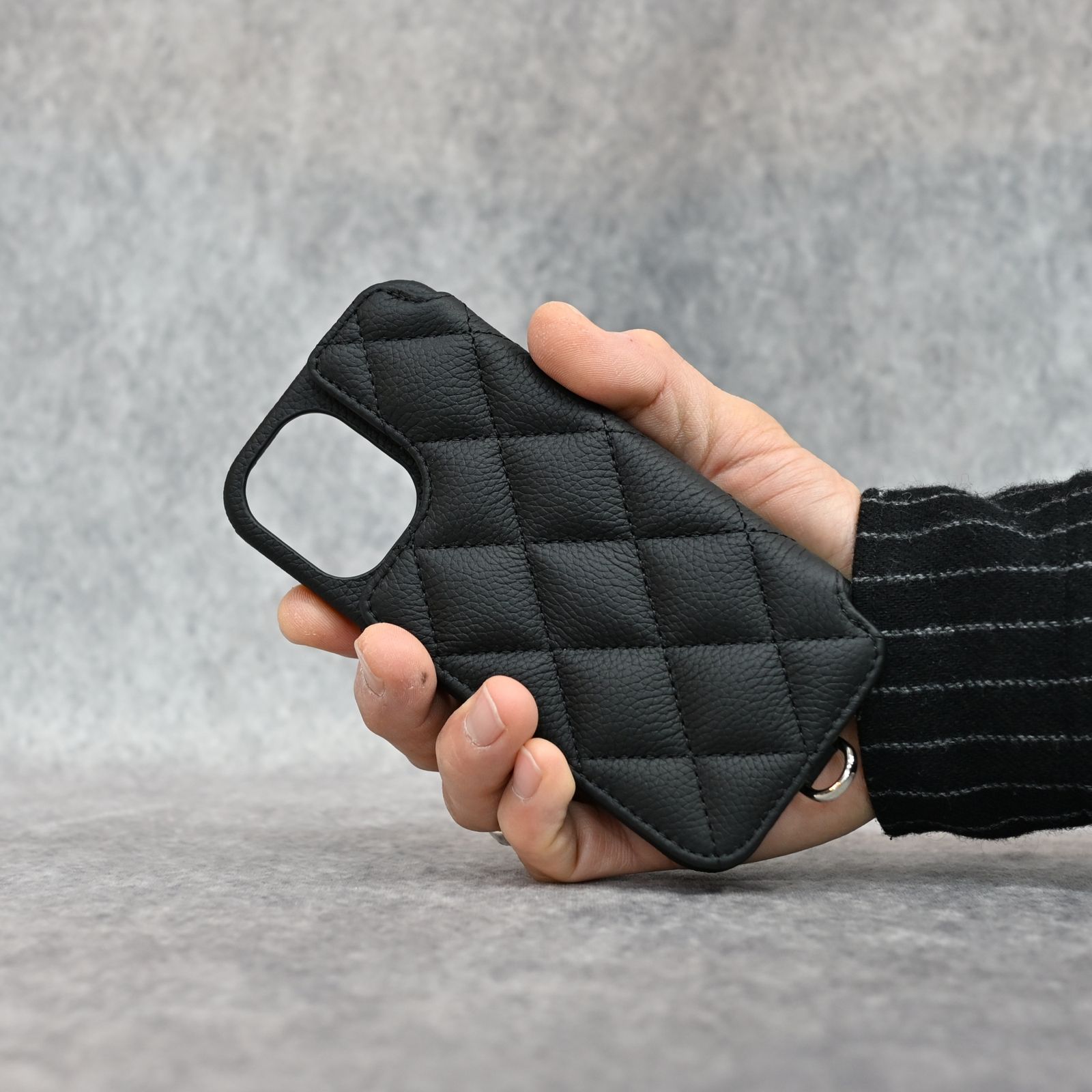 GRACE iPhone17 （BLACK） グレイス 携帯ケース