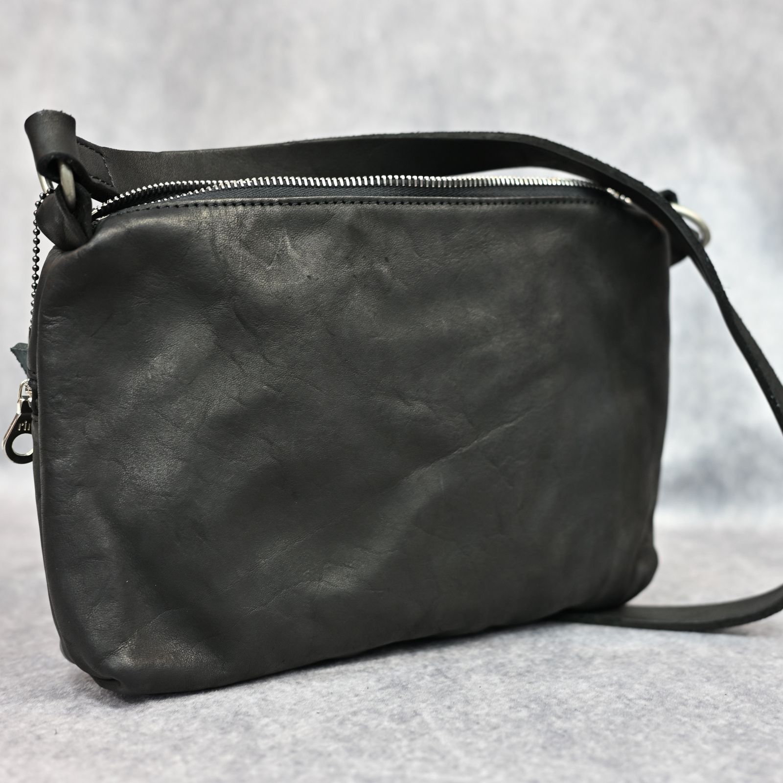 ジャパンダブルショルダー フルタンニン製品染め ショルダーバッグ （BLACK） / 92-29