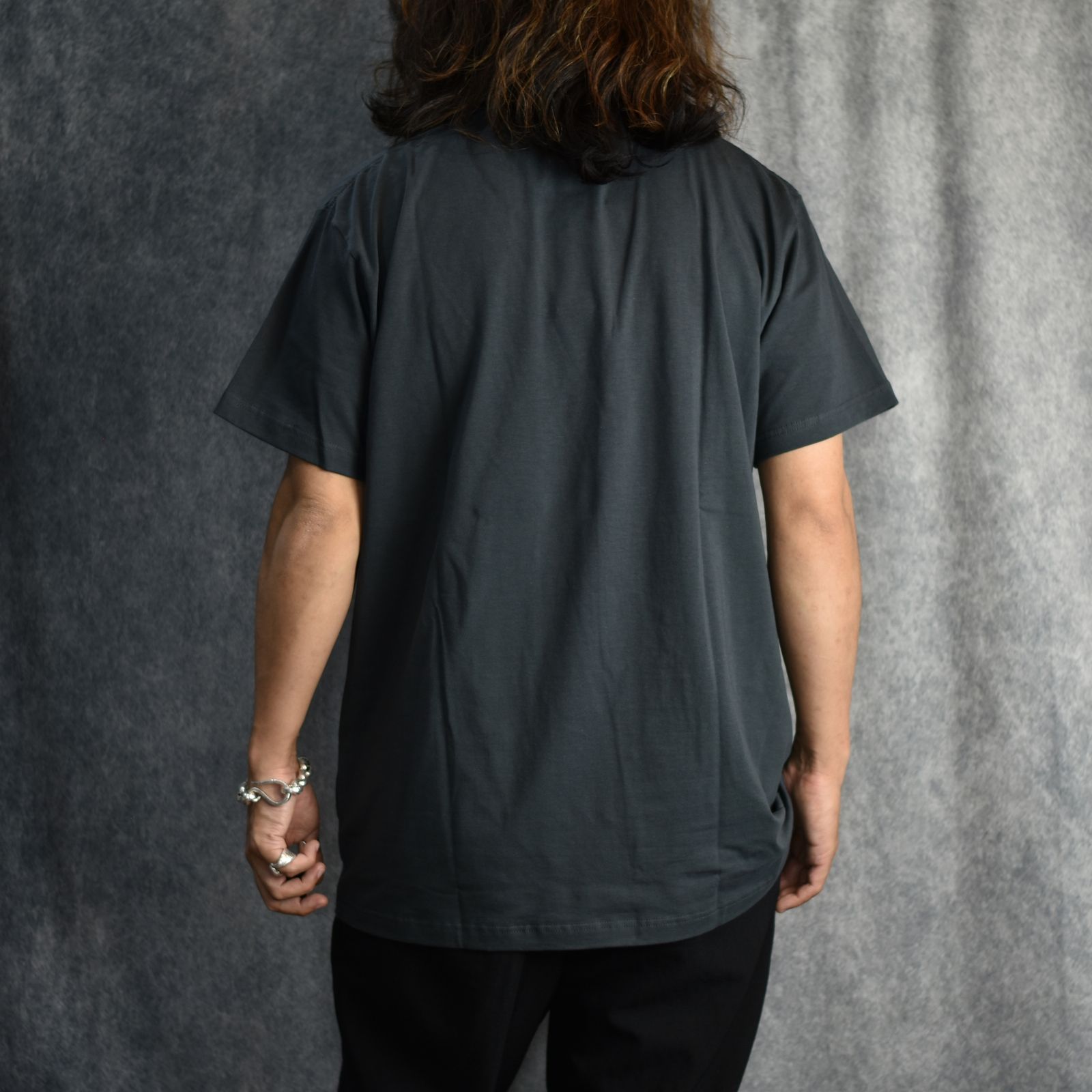 STRETCH SYNDICATE RETRO GIRL VINTAGE T-SHIRT ＜NATURALLY PAINT DESIGN＞ (CHARCOAL) / プリントTシャツ