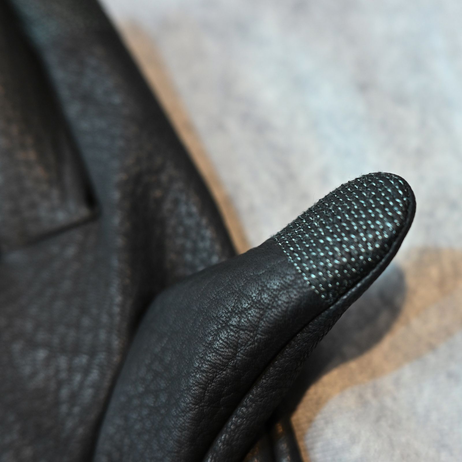 ディアスキン タッチパネル対応 グローブ （BLACK）｜332-42