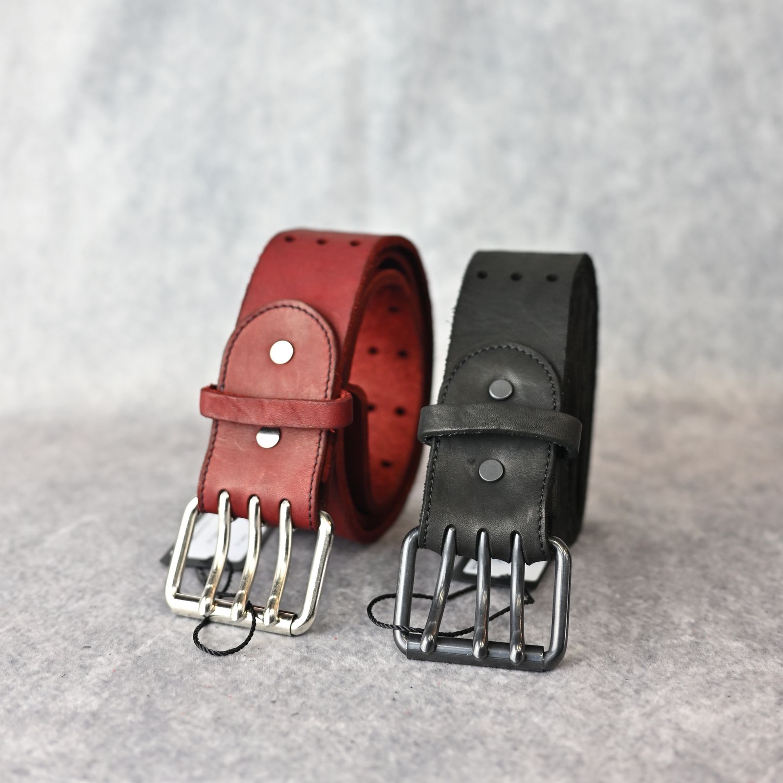 ダブルショルダーレザー製品染め スリーピンベルト （RED / レッド） 318-04