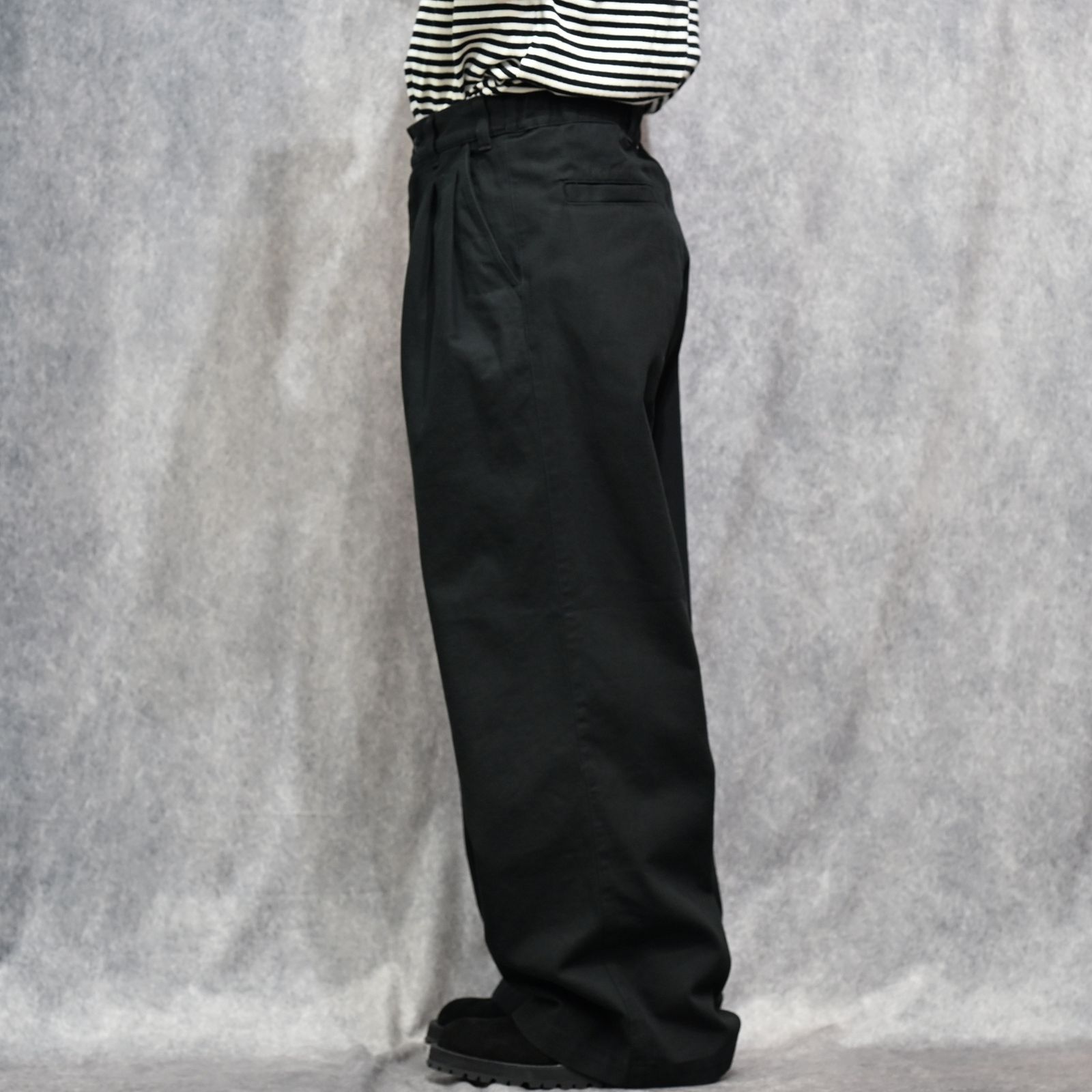CHINO WIDE TROUSERS （BLACK） / チノパンツ ワイドトラウザー （ブラック） 2026SS-PT2-YT