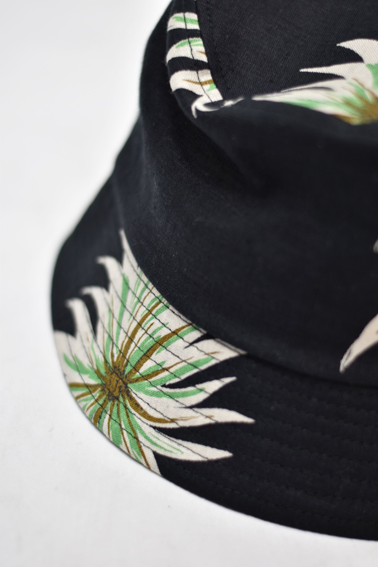 FLOWER PATTERN LINEN BUCKET HAT (BLACK)