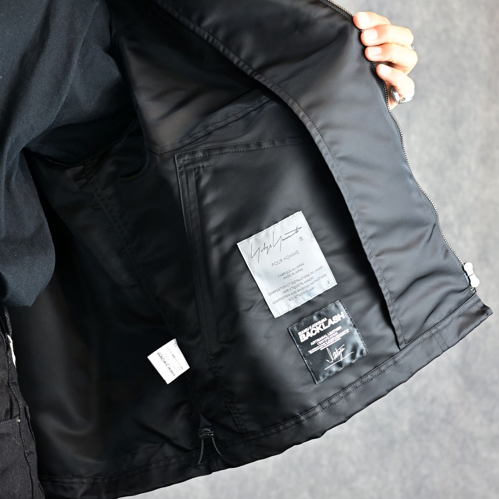 ［25周年記念］ × Yohji Yamamoto ナイロン ブルゾン （BLACK / ブラック） YB-25-BZ-02C