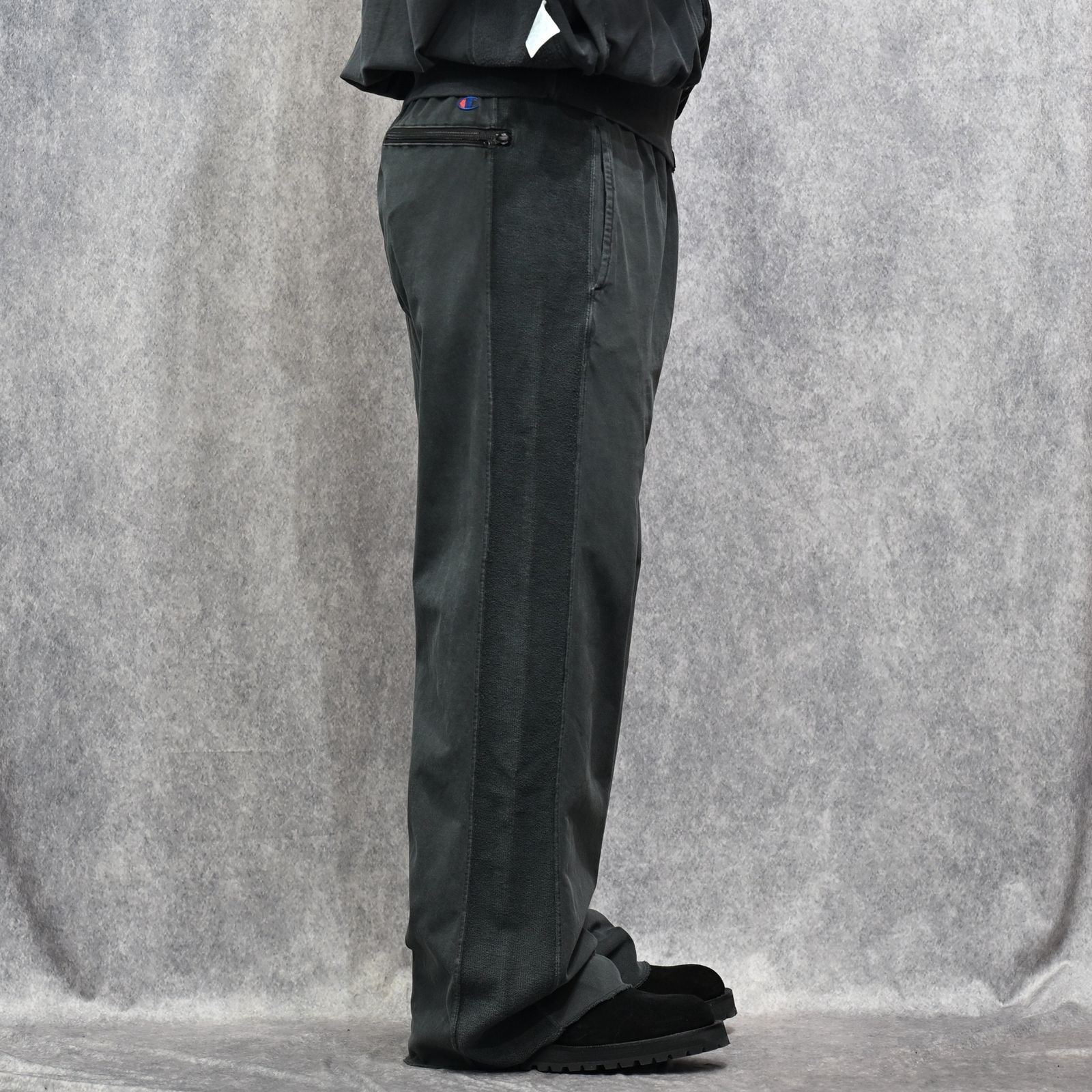 N.HOOLYWOOD × Champion｜SWEATPANTS （CHARCOAL / チャコール）｜スウェットパンツ｜C8-D219