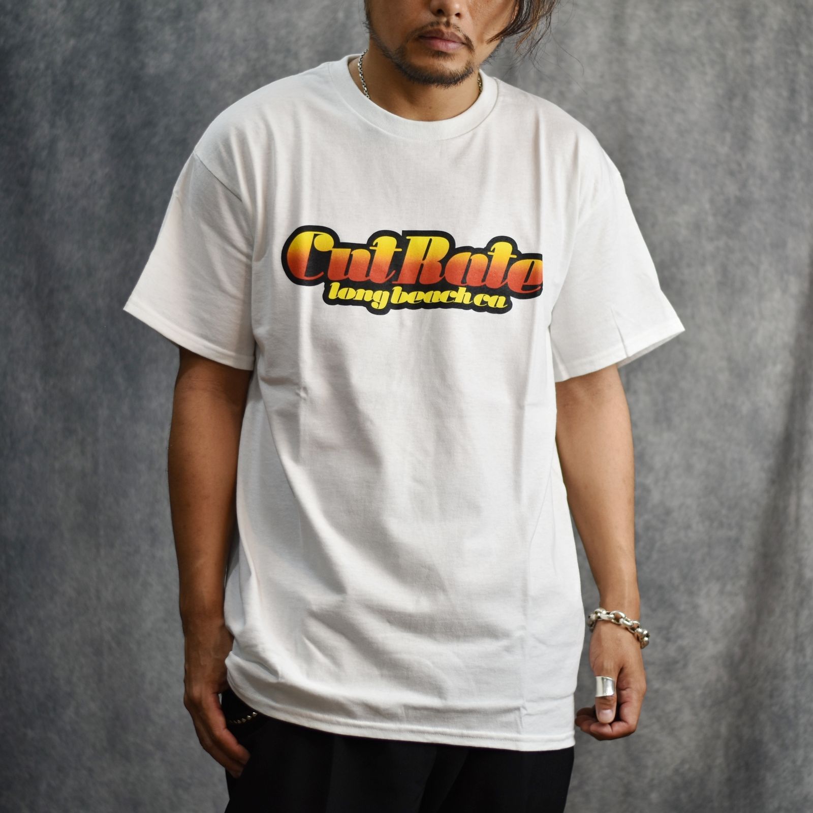 CUTRATE RETRO LOGO S/S TEE (WHITE) / プリントTシャツ