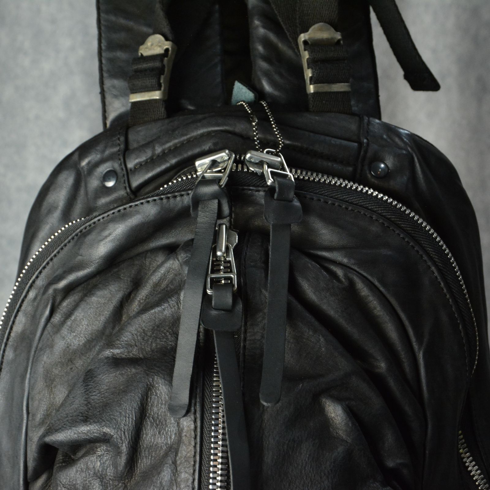 イタリーショルダー製品染め 0.8mm リュック （BLACK / ブラック）