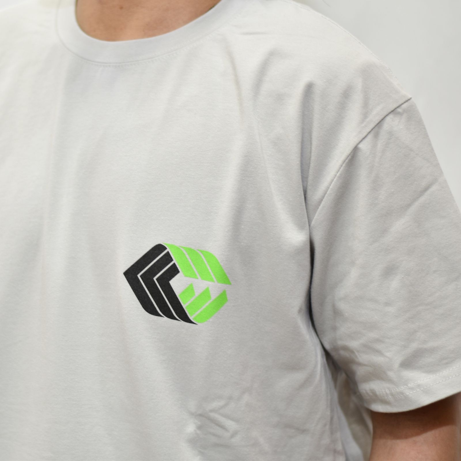 STRETCH TRADE MARK LOGO T-SHIRT (GRAY)