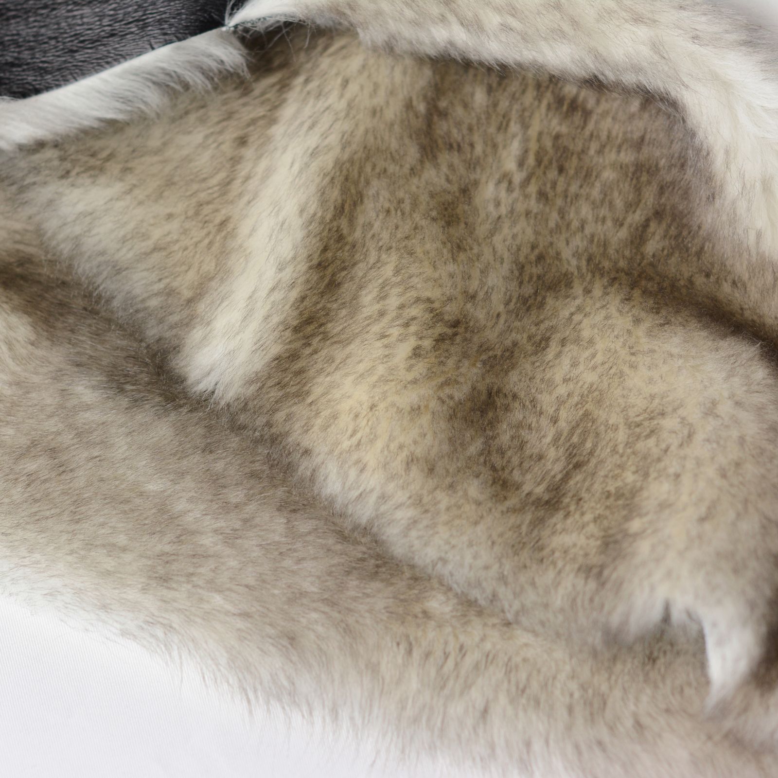 SHEEP SHEARLING NECK WAEMER"