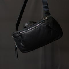 Furniture Leather  ショルダーバッグ