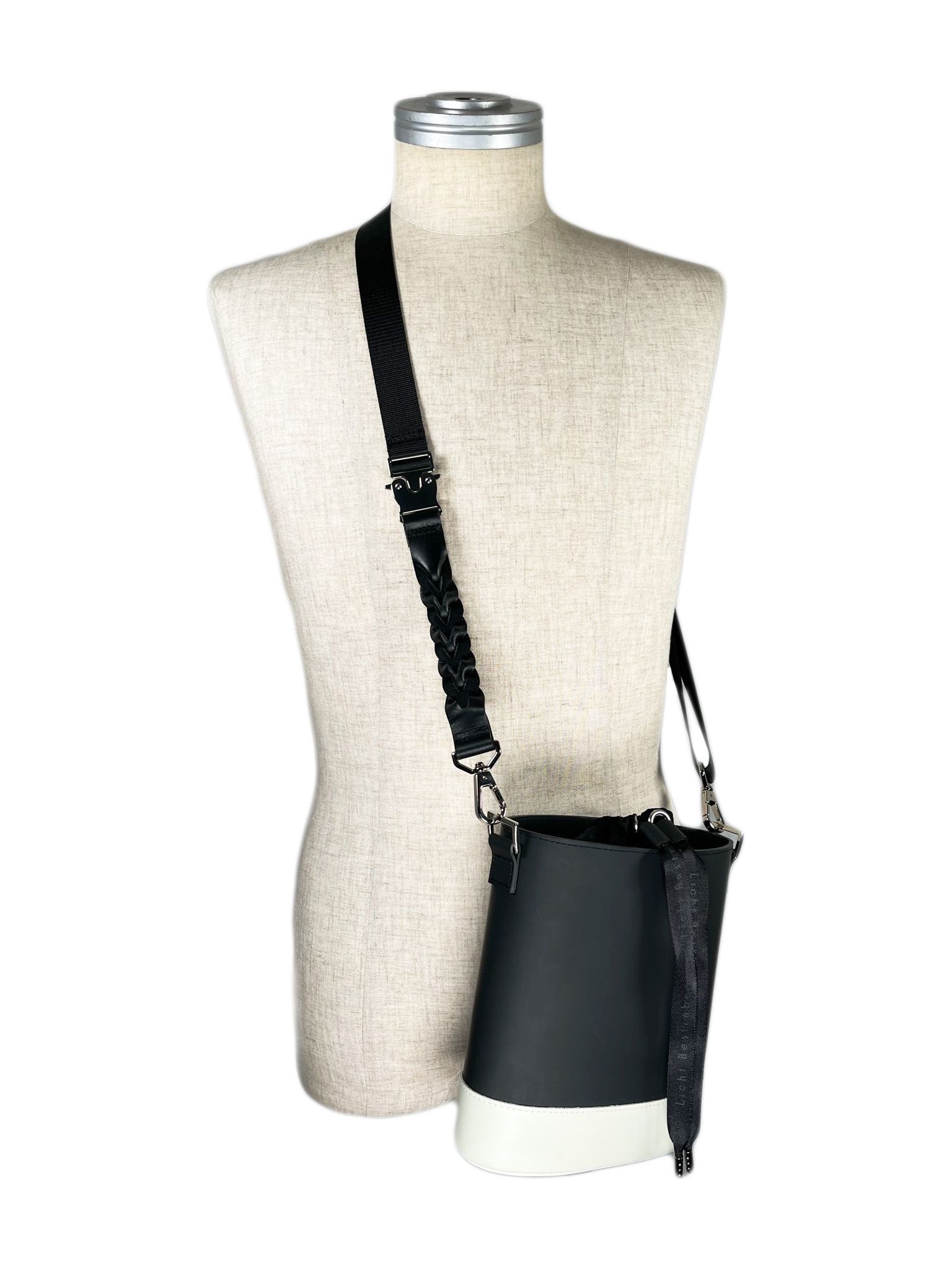 ラバーライクレザーミニバッグ / LB22AW-BAG01 (BLACK)