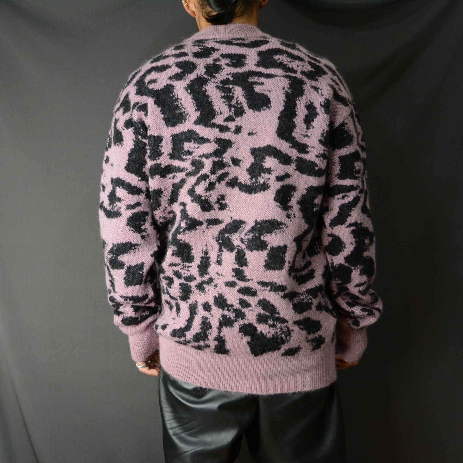 JOHNLAWRENCESULLIVAN - Leopard jacquard knit sweater （PINK