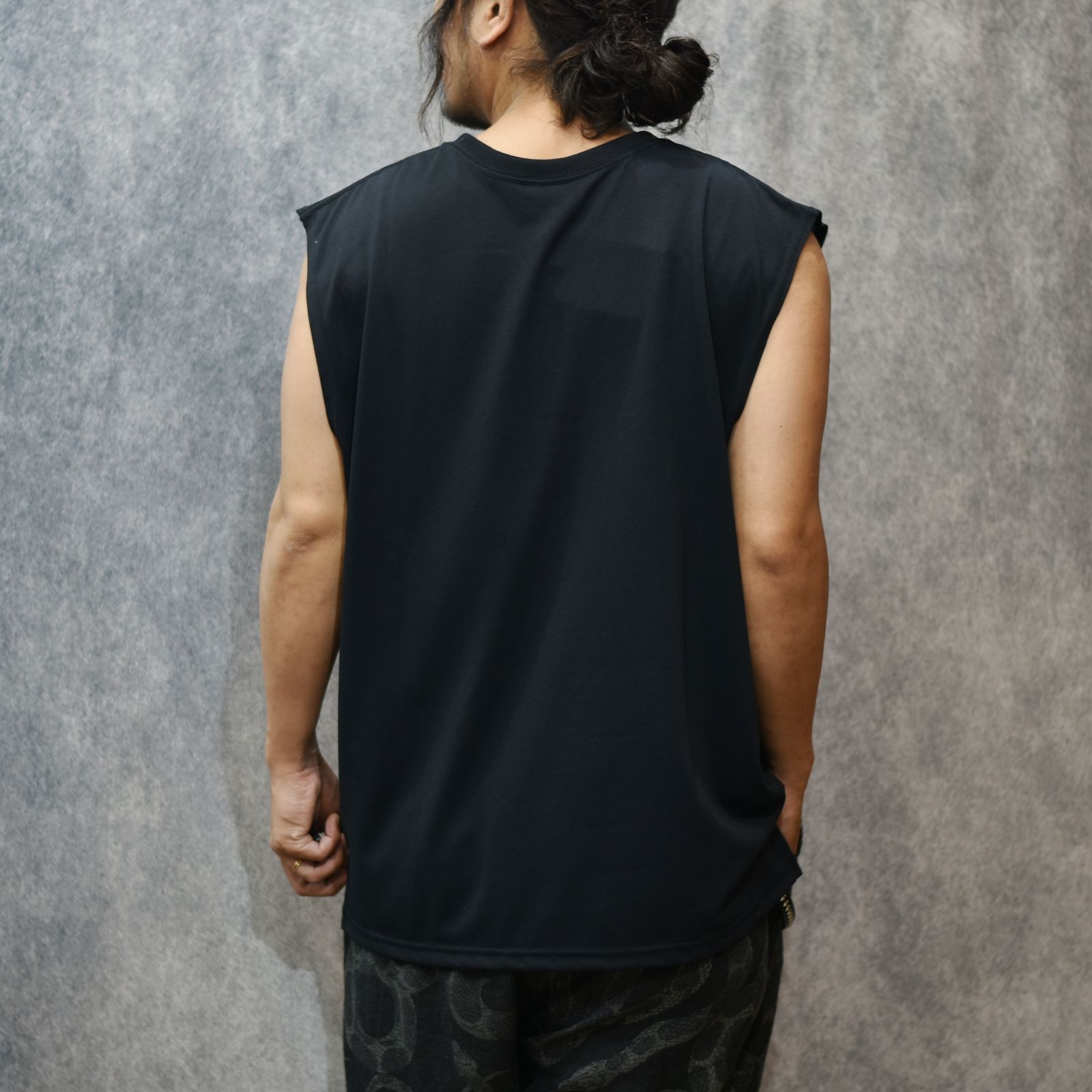 MULTI FUNCTION LOGO N/S TEE (BLACK) / 機能素材 ノースリーブカットソー