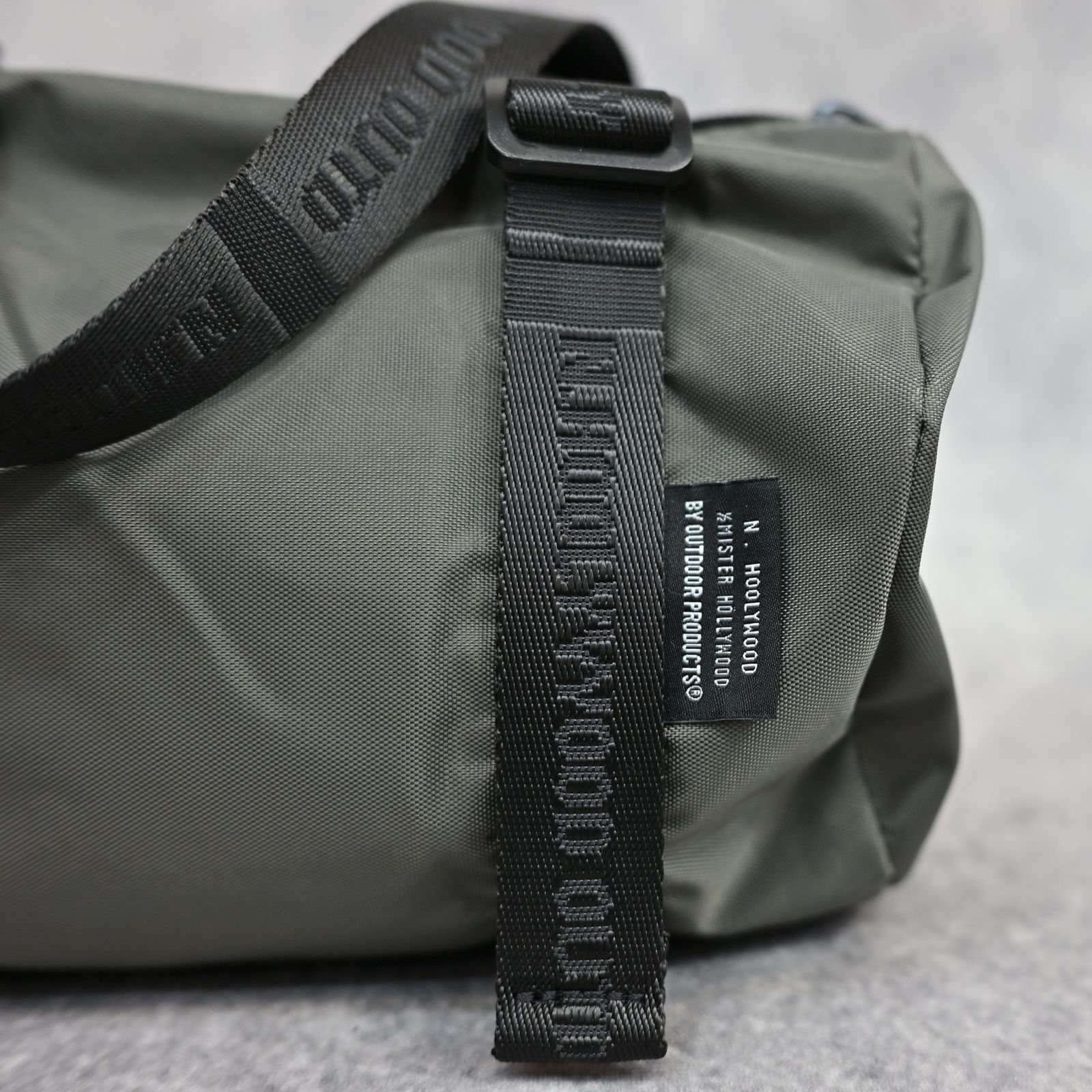 × OUTDOOR PRODUCTS MINI BARREL BAG （CHARCOAL）｜2252-AC06