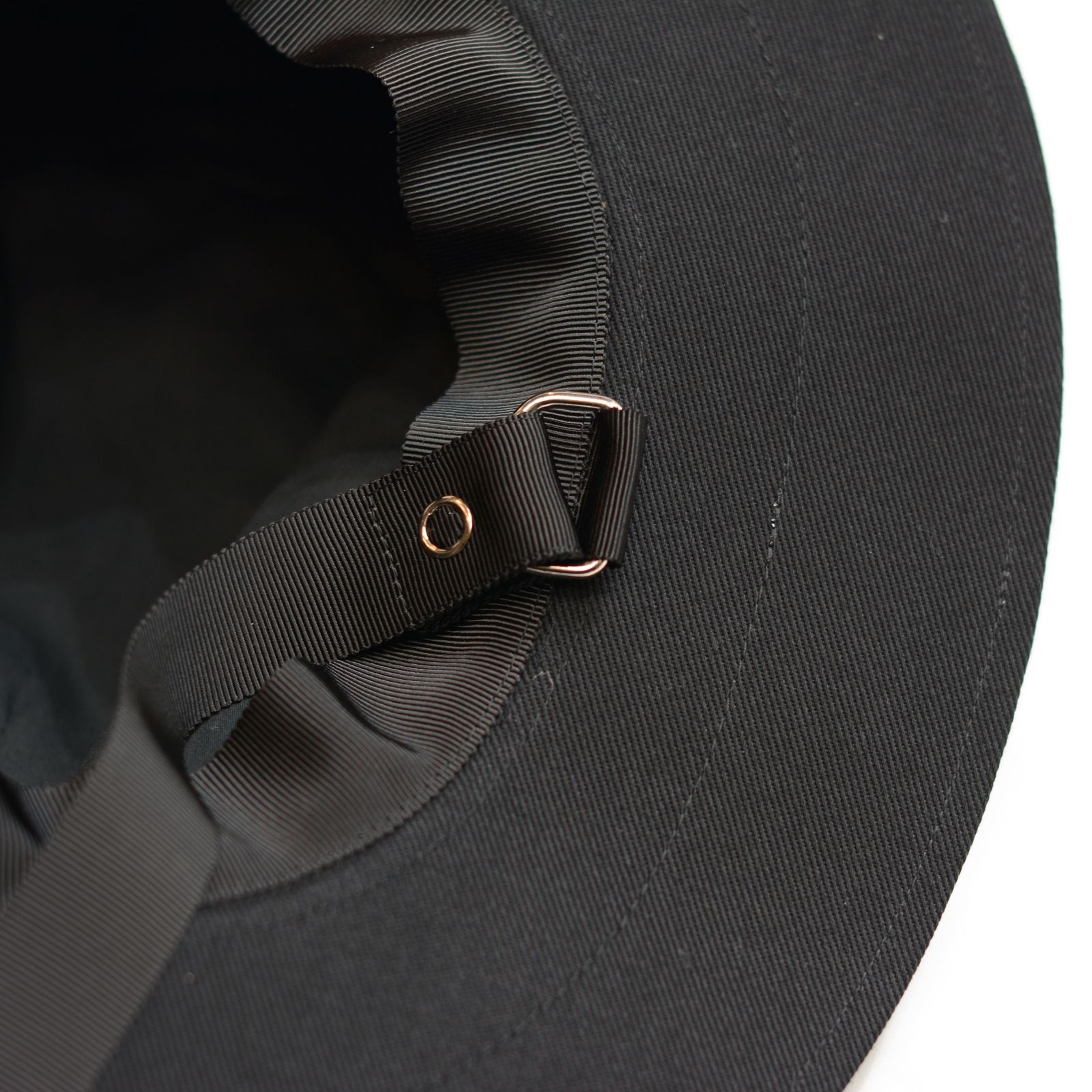 Ishica  Hat