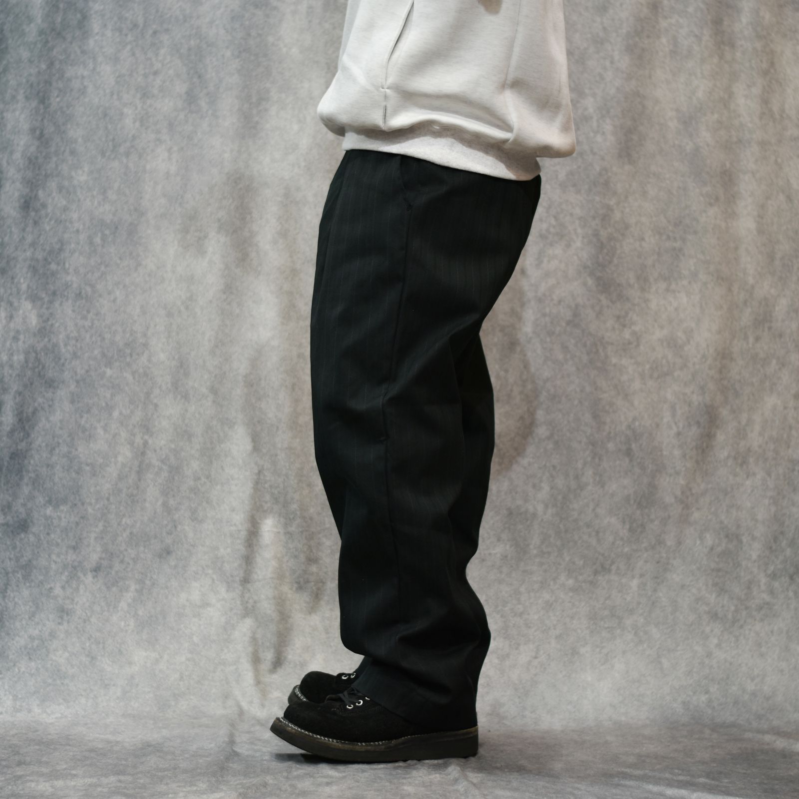 PINSTRIPE TUCK WIDE SLACKS (BLACK)｜ピンストライプタックワイドスラックス｜CL-25AW022