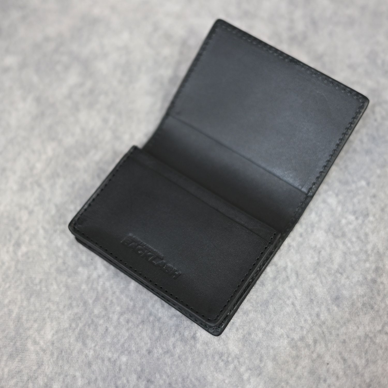 MARYAM ホースバットヒートシュリンク 名刺入れ (BLACK / ブラック) / 891-01