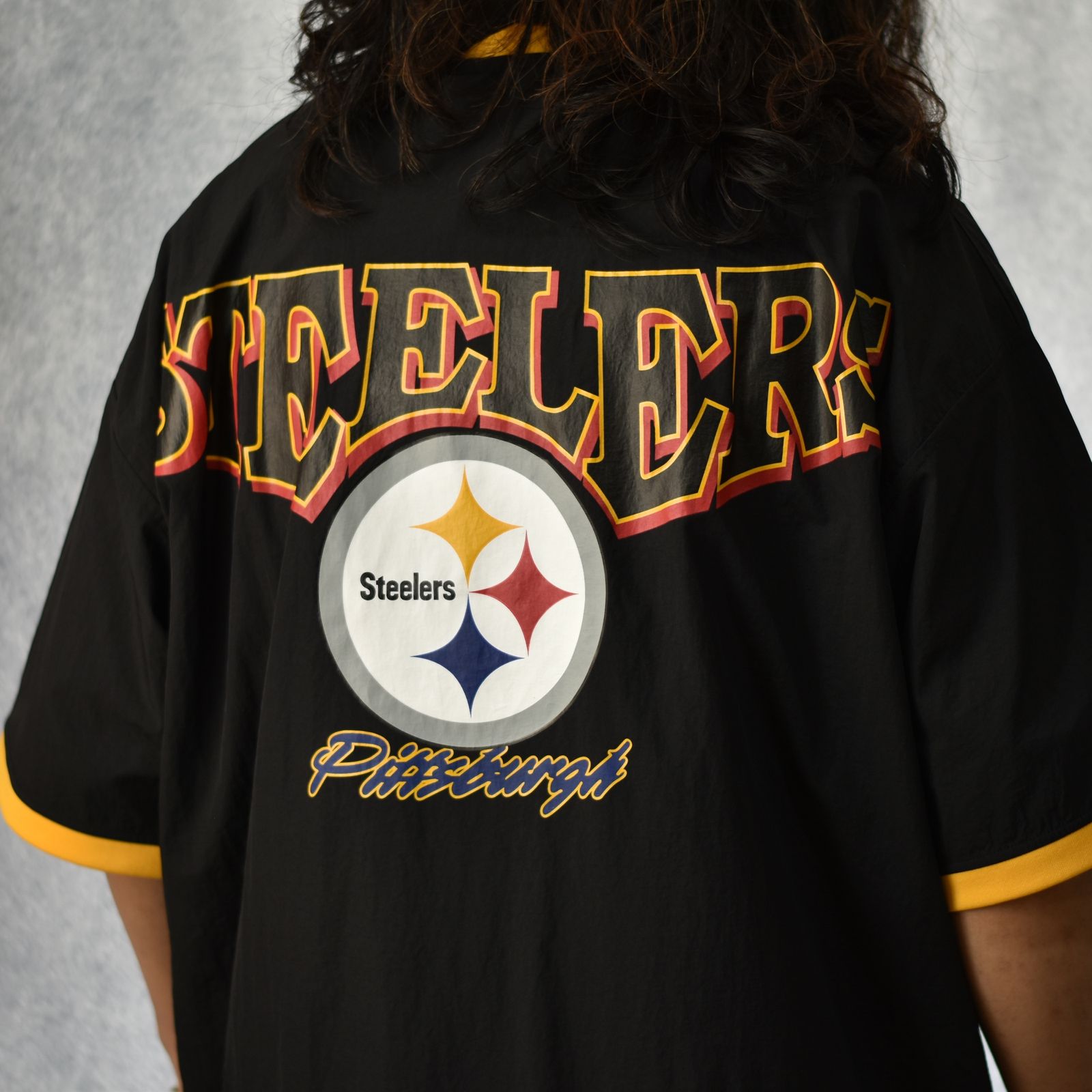 × NFL STEELERS S/S NYLON GAME SH (BLACK) / ナショナル・フットボール・リーグ ピッツバーグ・スティーラーズ 半袖 ナイロン ゲームシャツ