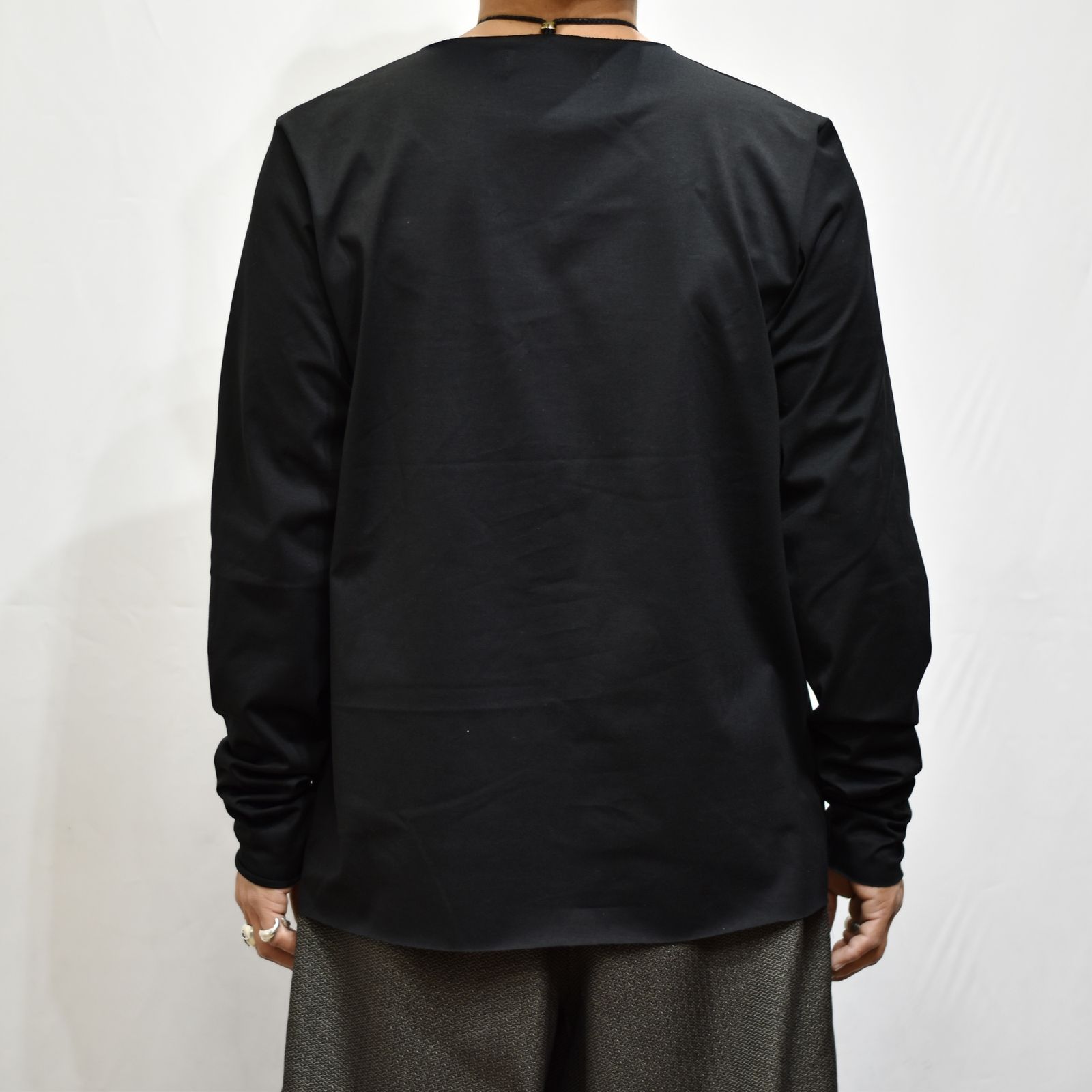 sumire pullover ver. long sleeve (black)