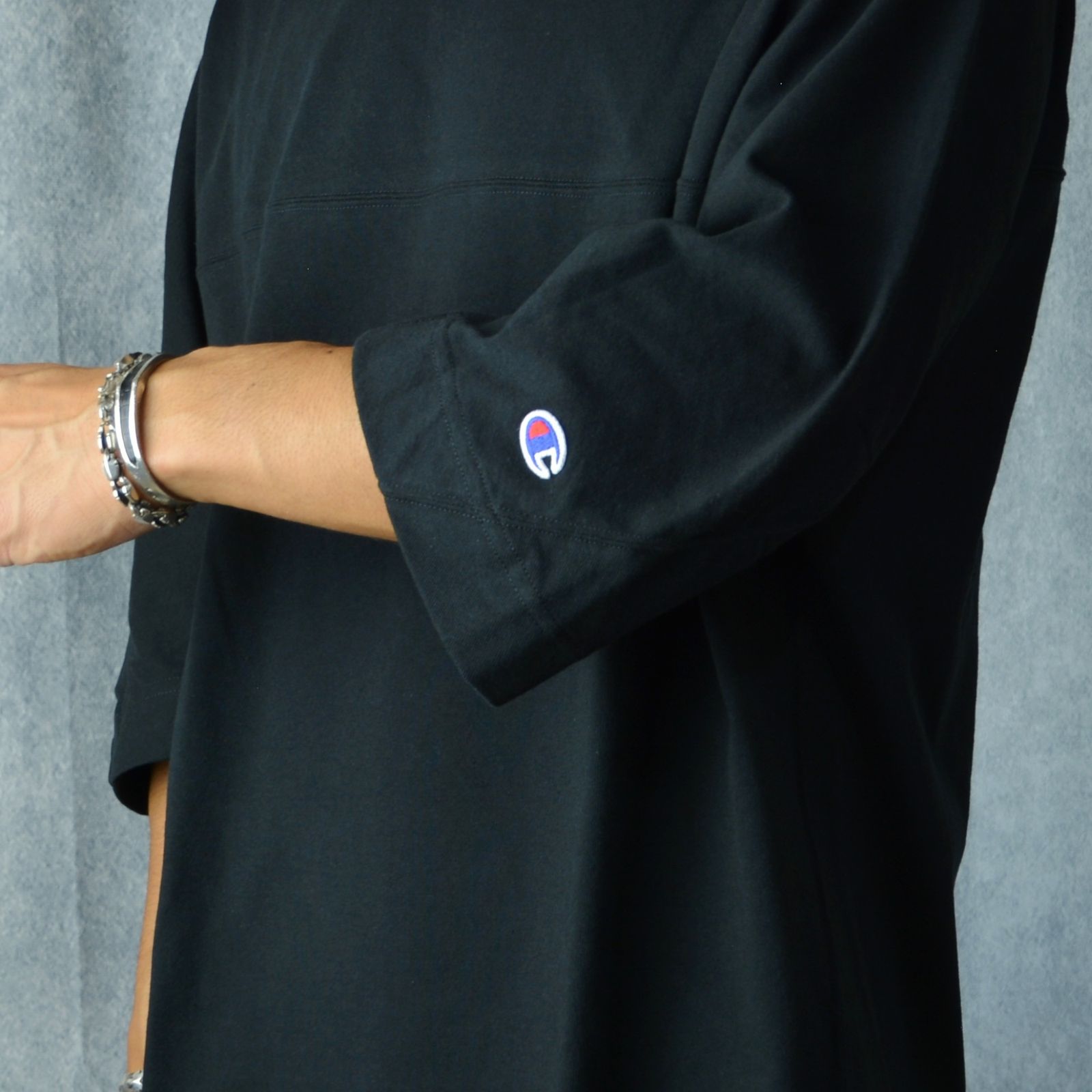 × champion football T-SH （BLACK） /  フットボールTシャツ （ブラック）