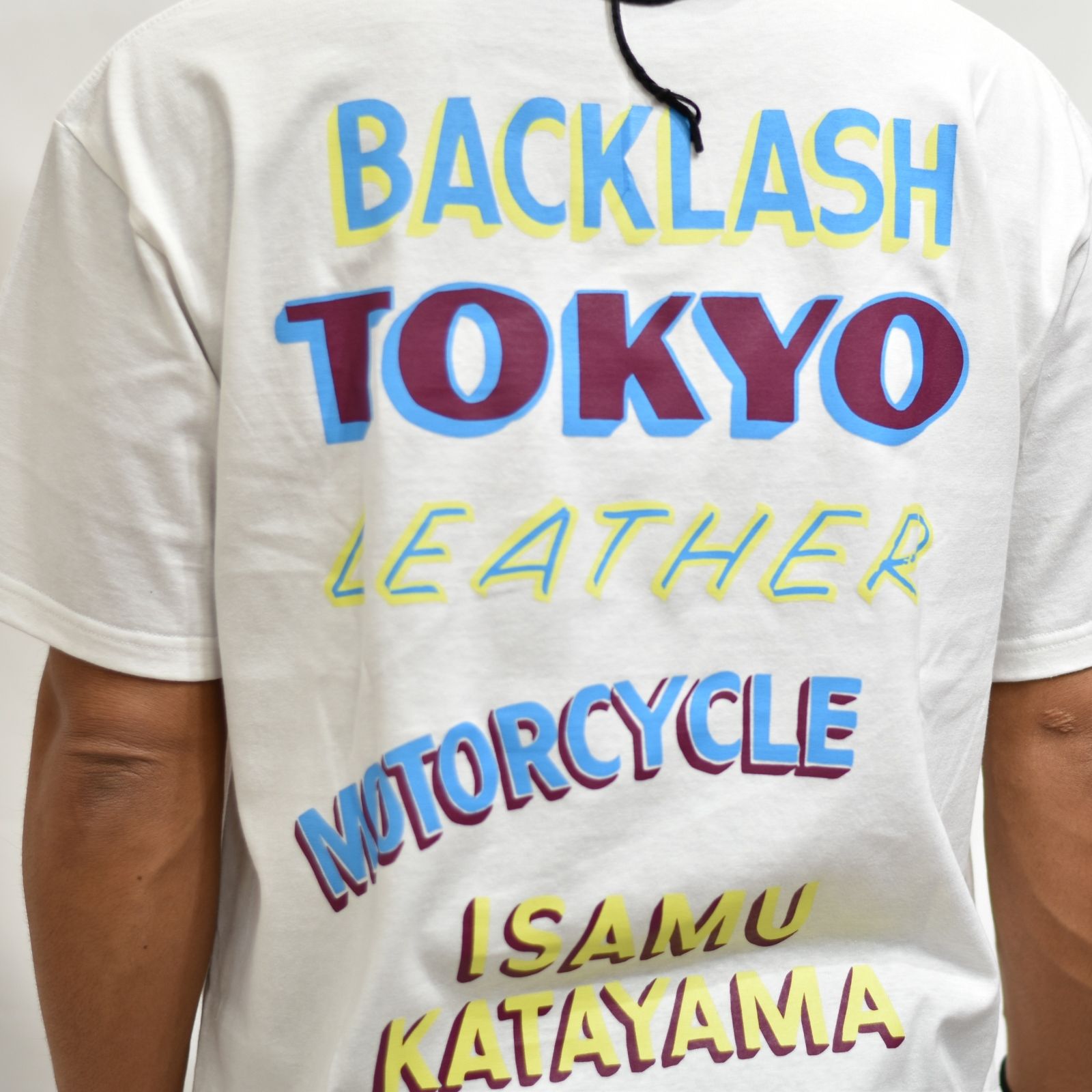 × Klevay Paper Signs アートTシャツ