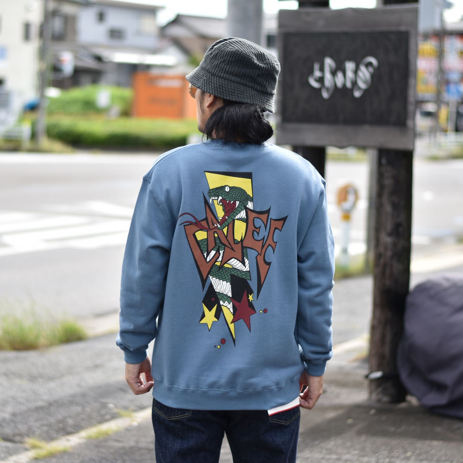 SNAKE BOLT CREW NECK SWEAT (BLUE) / クルーネック スウェット