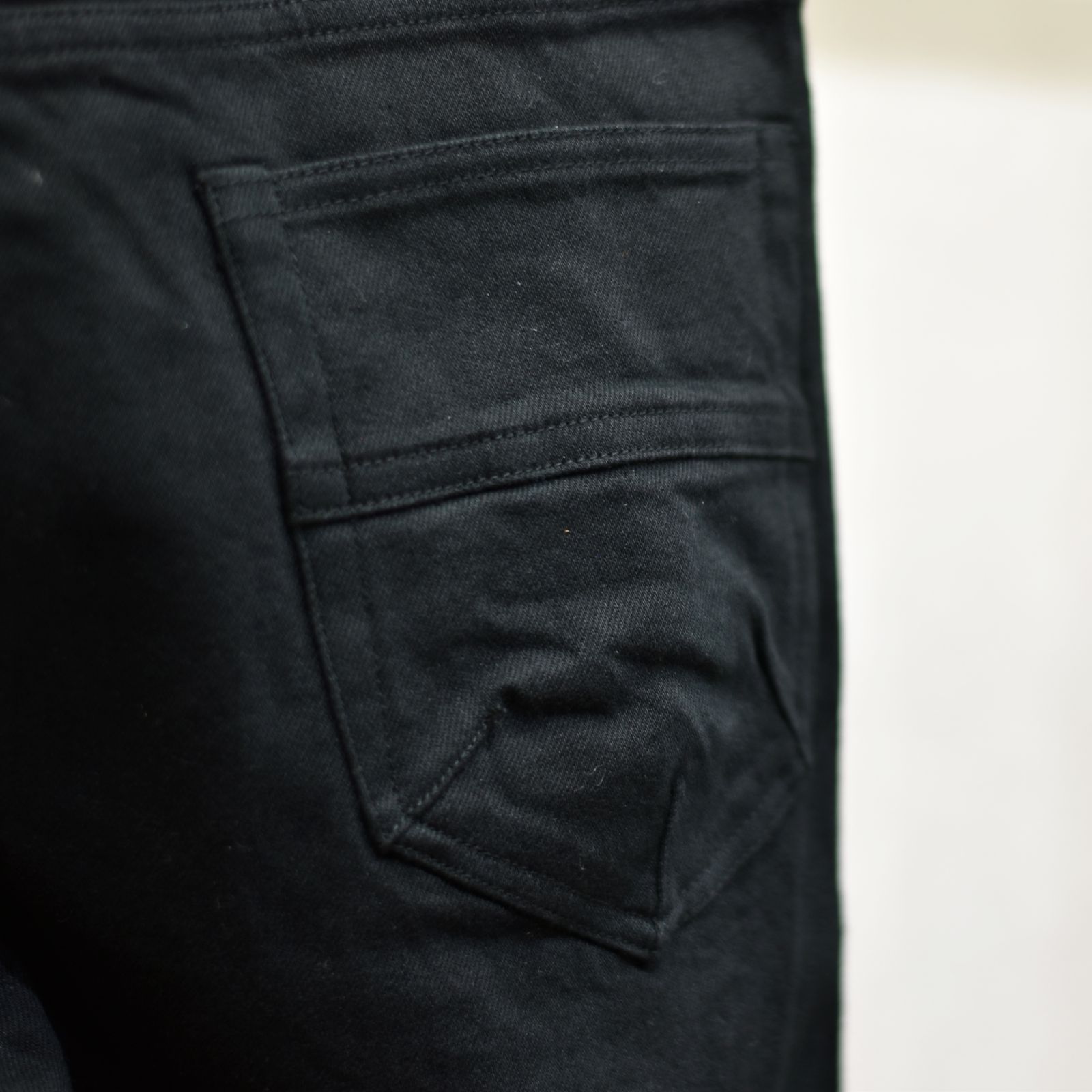 ストレッチデニム 京都黒染 セミサルエル （BLACK）