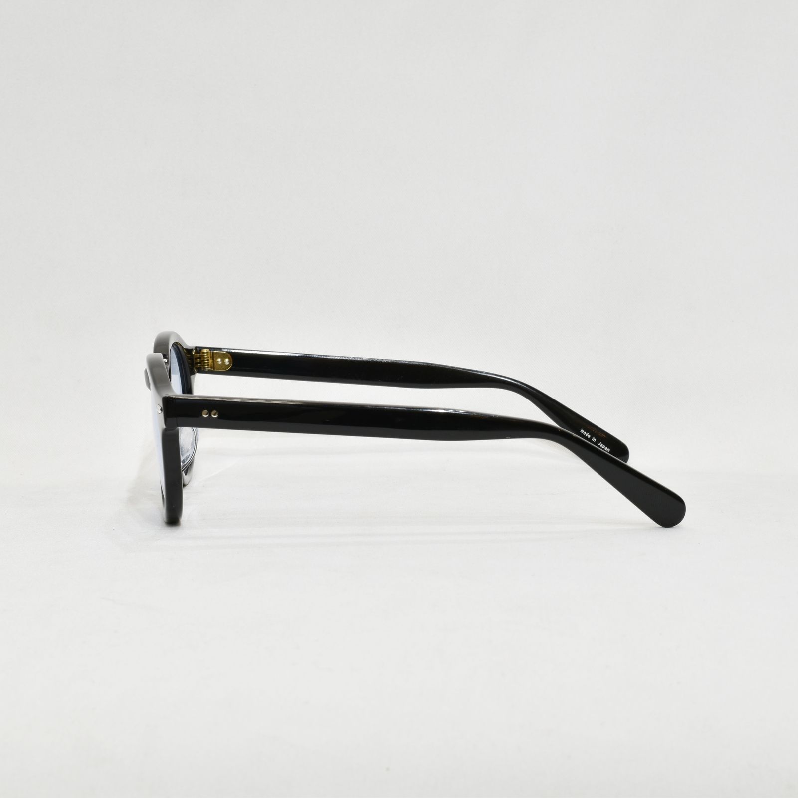 B/W TYPE GLASSES (BLACK/BLUE)