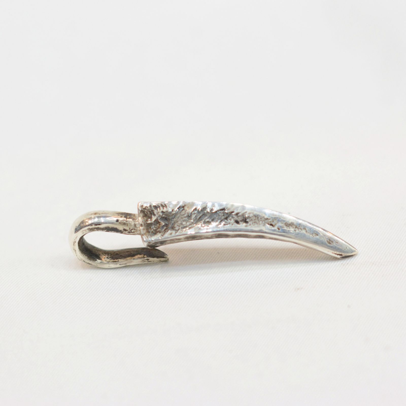 × JUNUEZONO TALON ONE NECKLACE （シルバー）