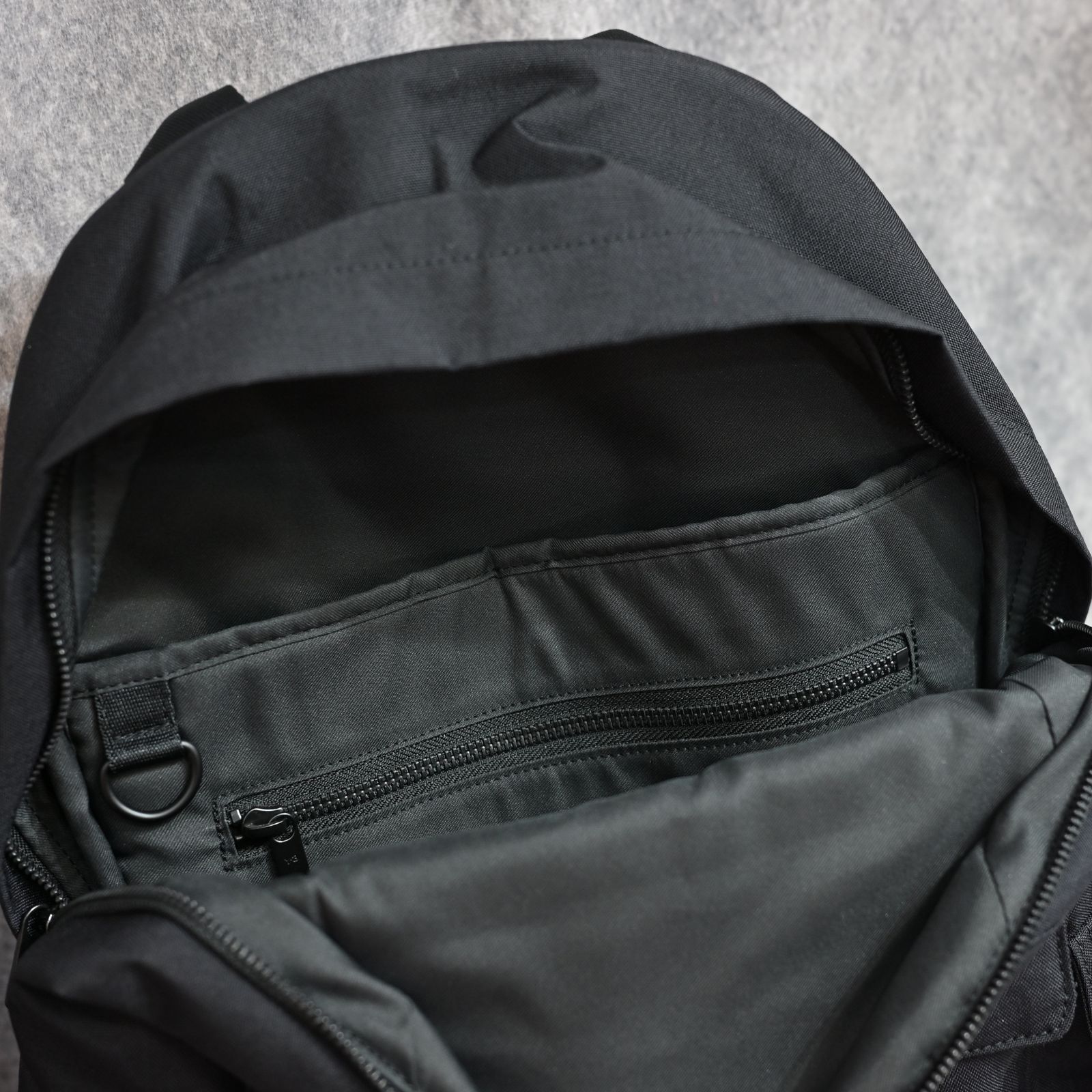 Y-3 BACKPACK SMALL （BLACK） / バックパック （ブラック）｜JV9721