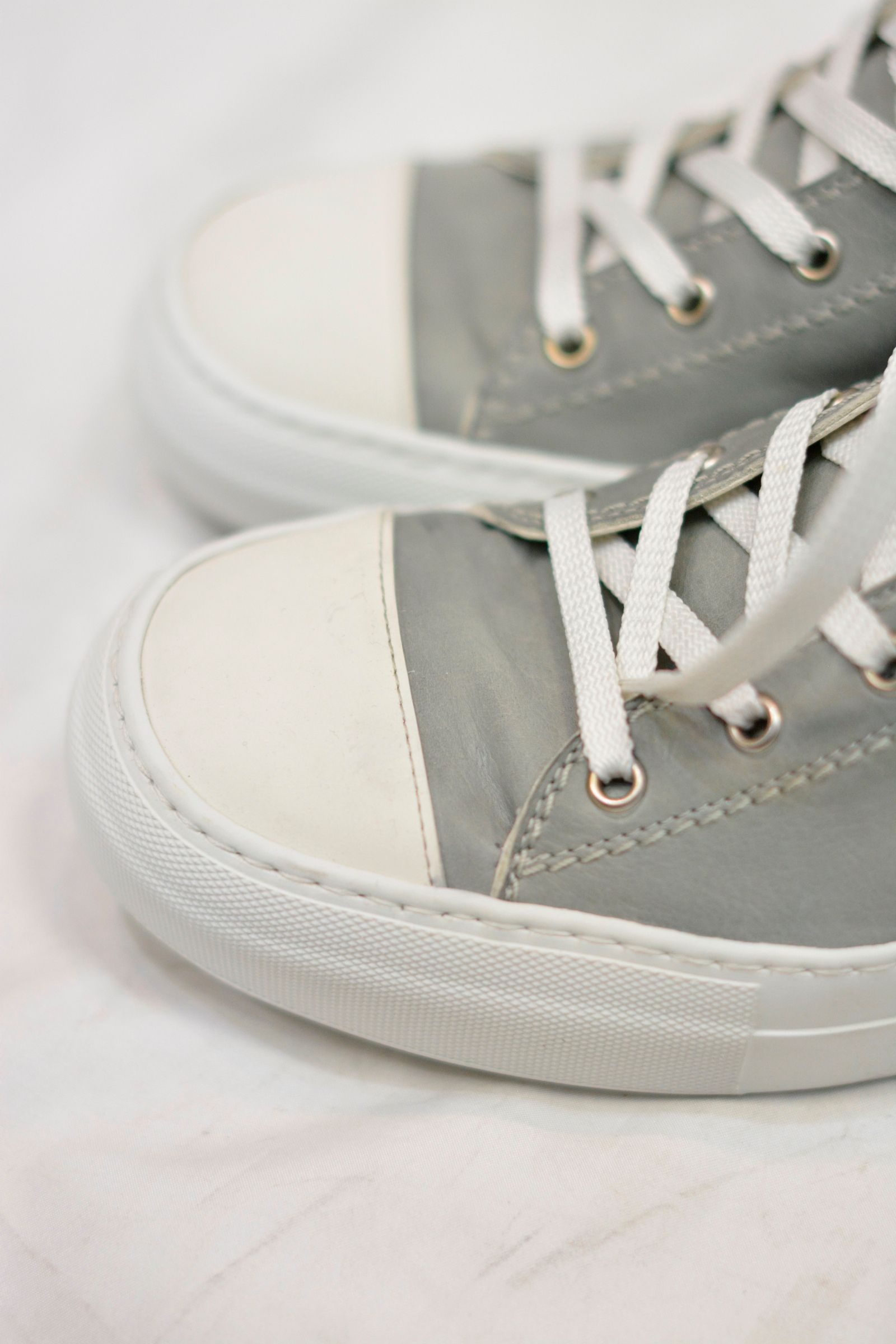 CALF LEATHER HI-CUT SNEAKER