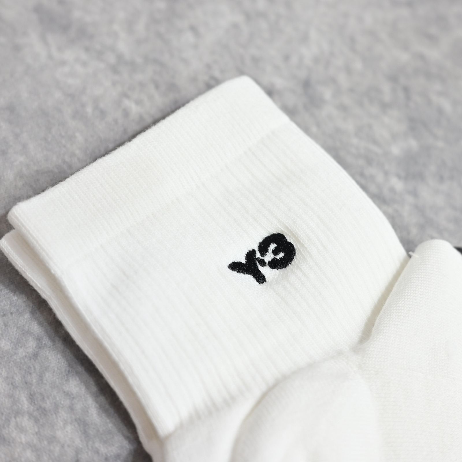 Y-3 CLASSIC LOW SOCKS （WHITE） / ストライプ ソックス （ホワイト）JZ-6274