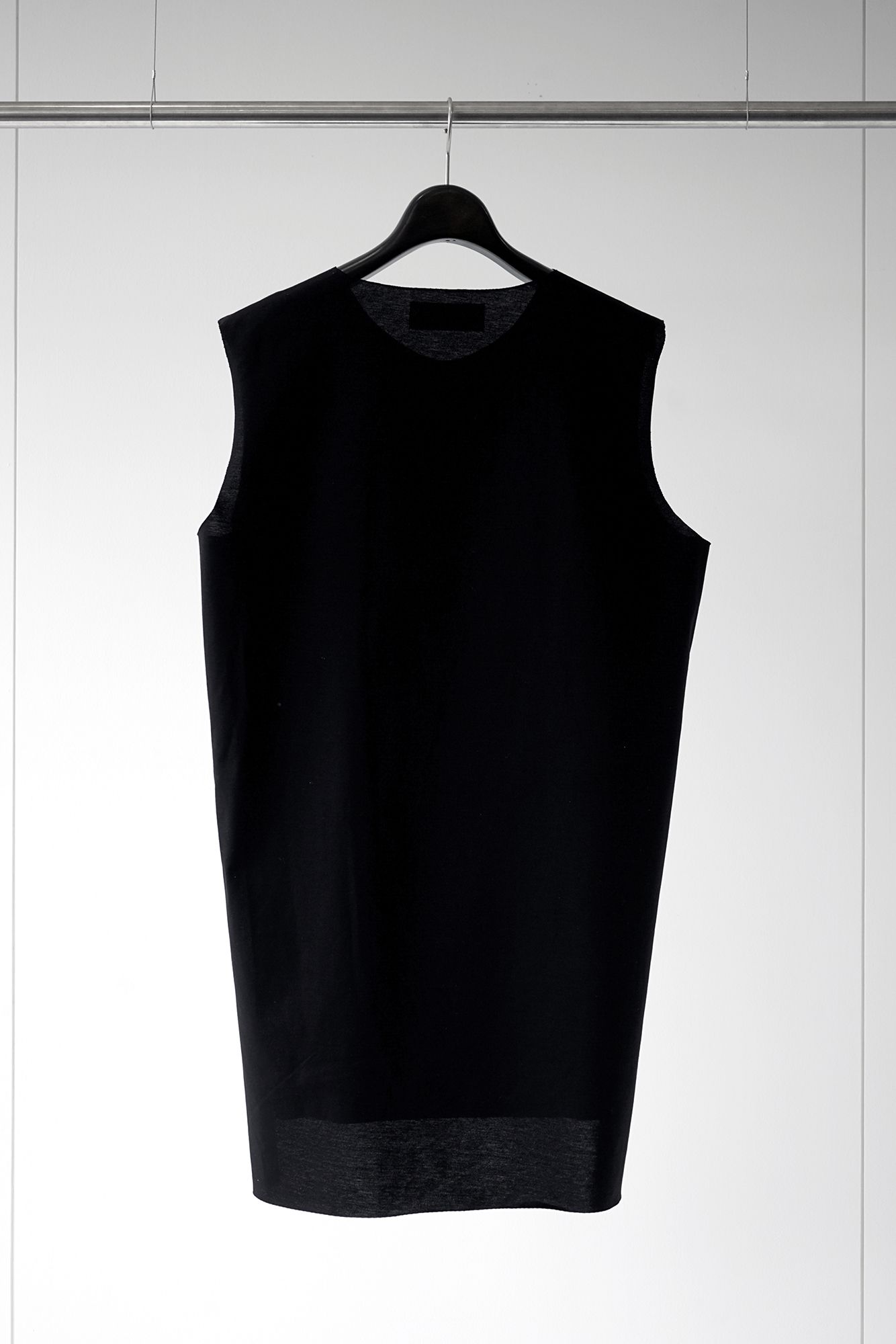 iwahaze pullover (black)
