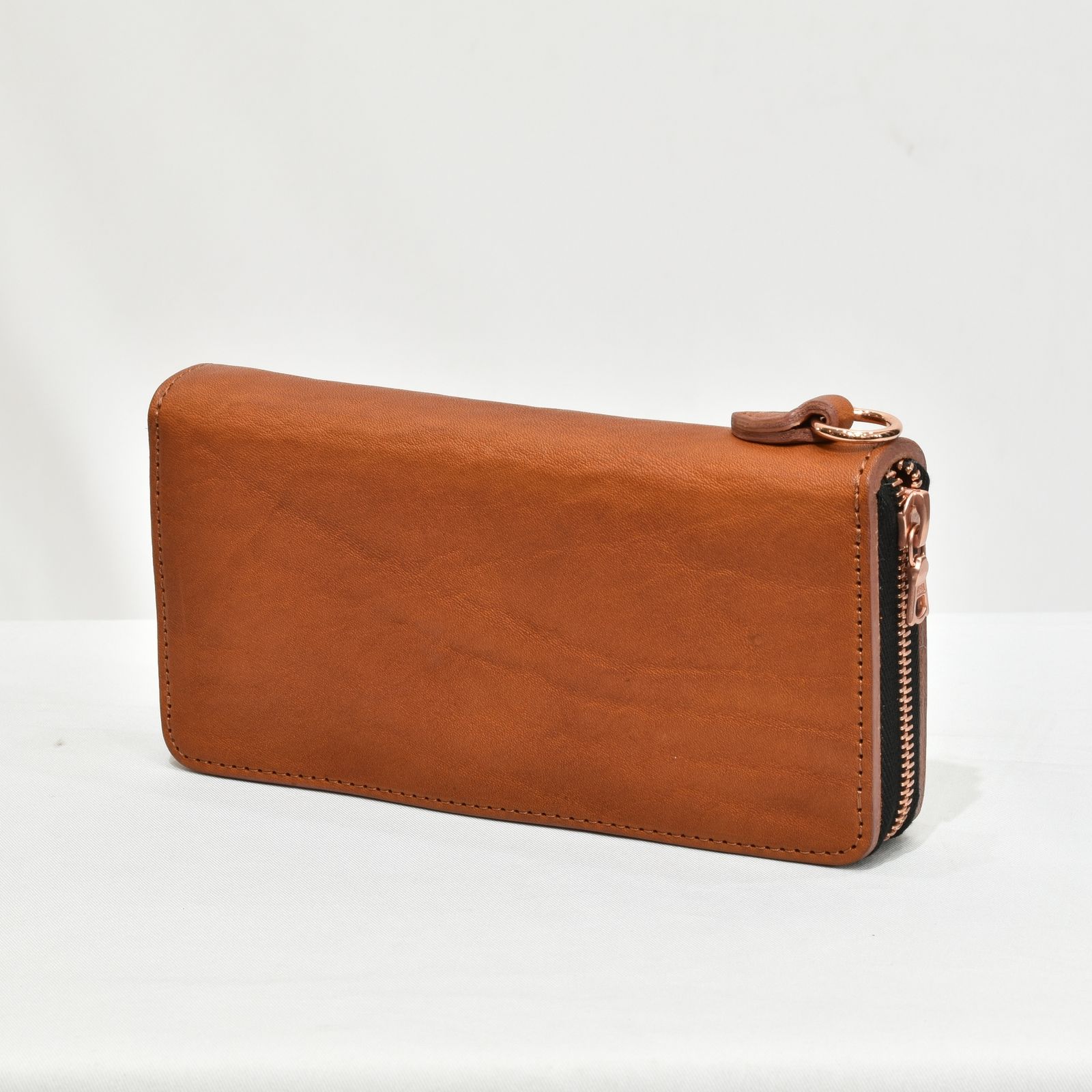 ダブルショルダー製品染め ラウンド財布 （BROWN）