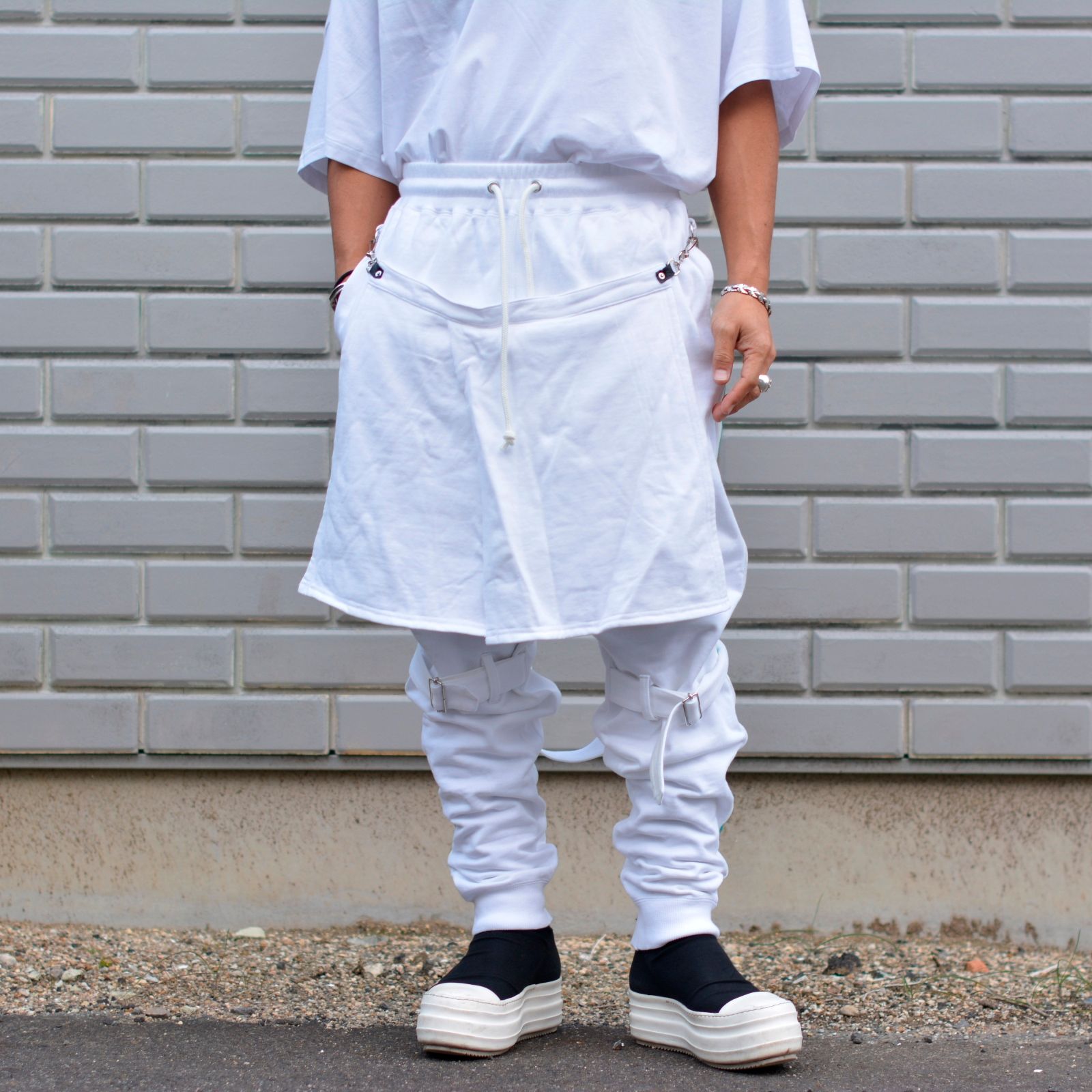 "BONDAGE SWEAT PANTS