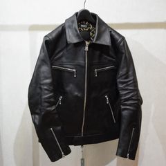 × ROLL コラボ 衿付き シングルライダースジャケット （BLACK / ブラック）