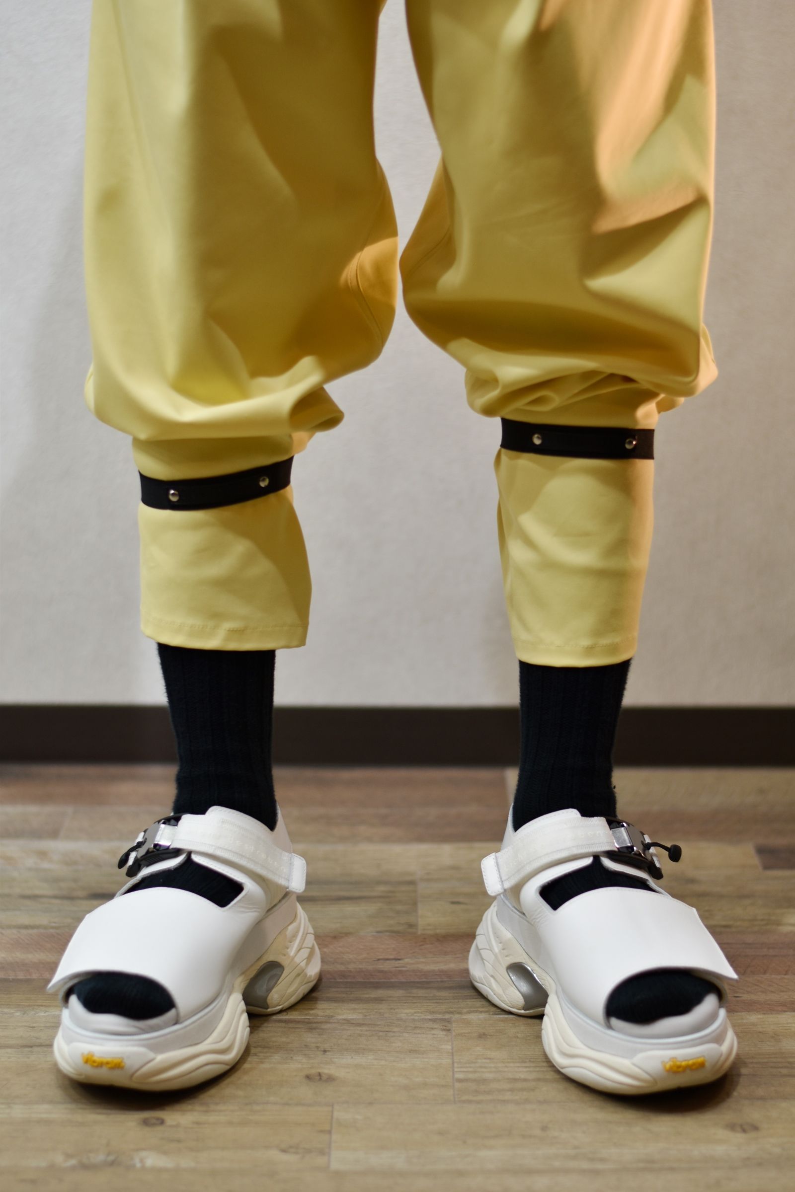 マグネットバックルシューサンダル / LB22SS-SHOES01 (WHITE)