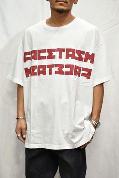 SOCCER LOGO BIG TEE (WHITE)