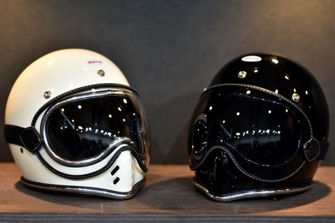【NO BUDZ】 完売していたヘルメット用ゴーグルが再入荷しました♪